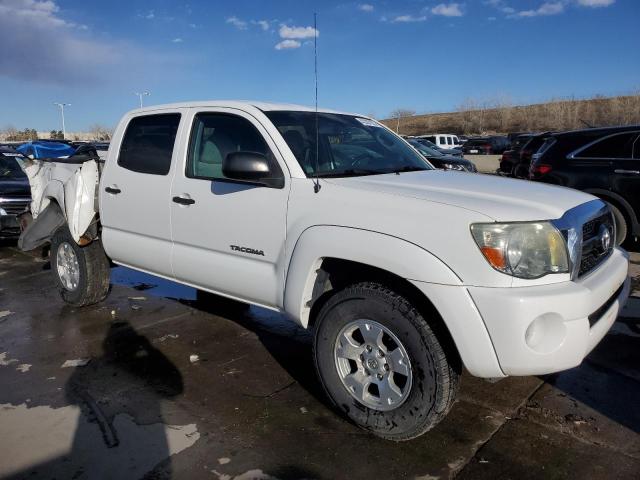 Photo 3 VIN: 3TMLU4EN8BM064154 - TOYOTA TACOMA DOU 