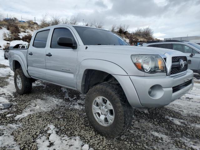 Photo 3 VIN: 3TMLU4EN8BM076191 - TOYOTA TACOMA 