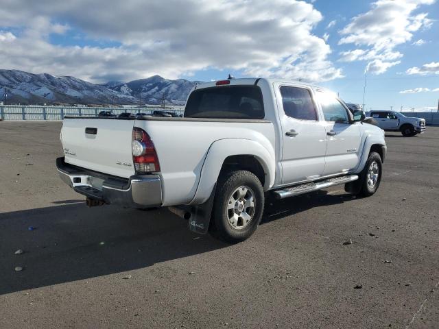 Photo 2 VIN: 3TMLU4EN8EM141612 - TOYOTA TACOMA DOU 