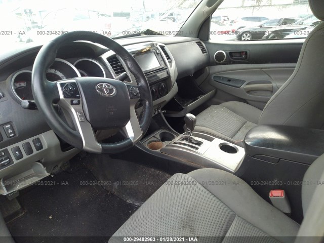 Photo 4 VIN: 3TMLU4EN8FM188057 - TOYOTA TACOMA 