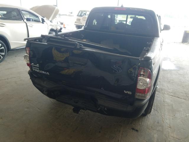 Photo 8 VIN: 3TMLU4EN8FM188429 - TOYOTA TACOMA DOU 