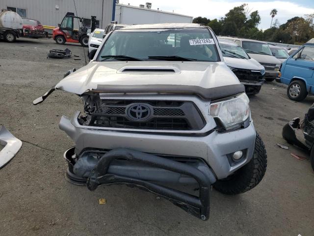 Photo 4 VIN: 3TMLU4EN9FM172630 - TOYOTA TACOMA 