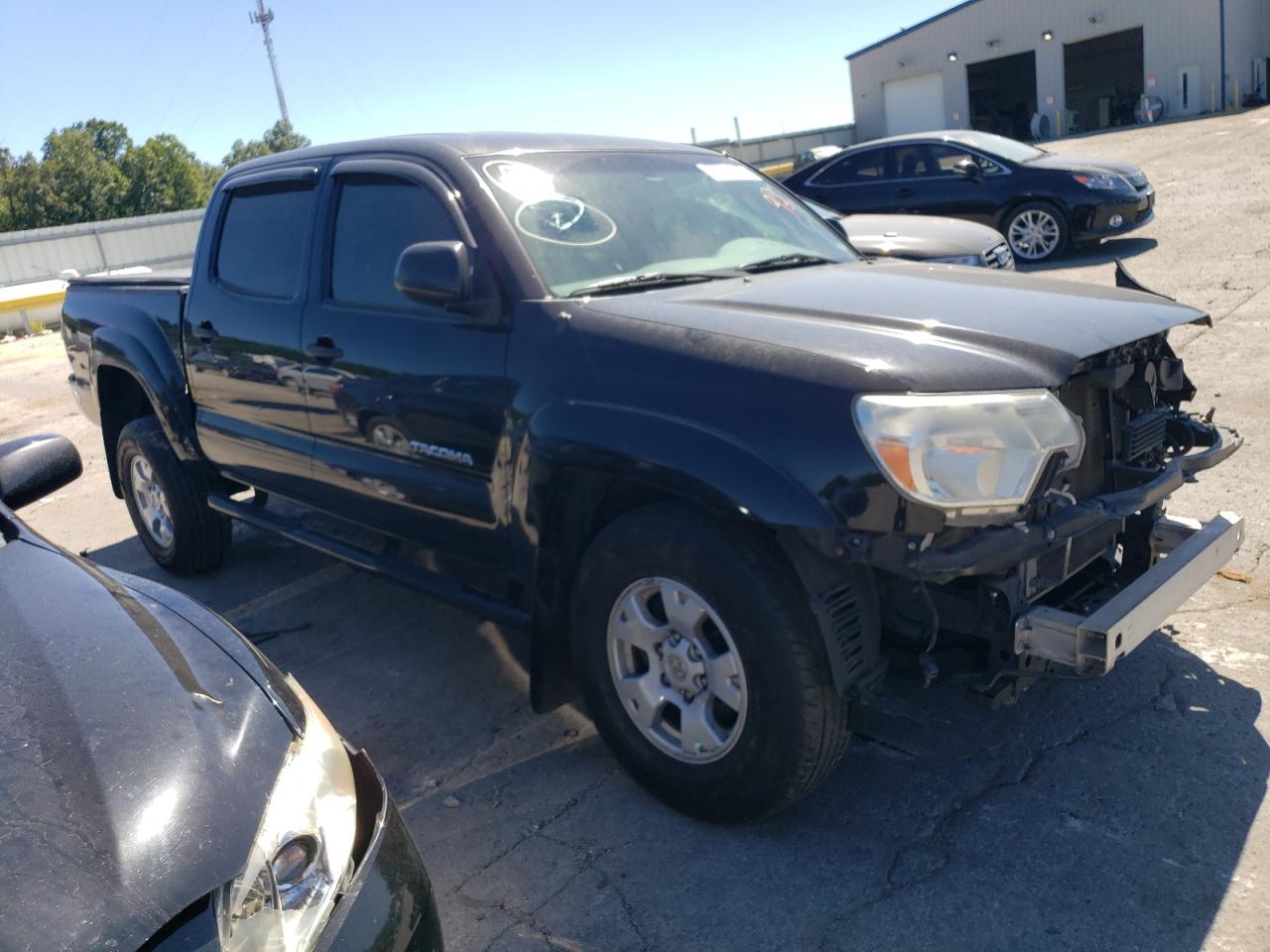 Photo 3 VIN: 3TMLU4EN9FM200409 - TOYOTA TACOMA 