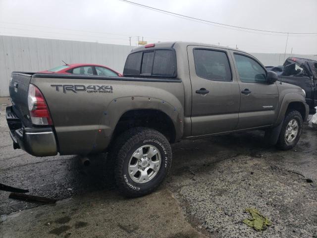 Photo 2 VIN: 3TMLU4ENXBM063734 - TOYOTA TACOMA DOU 