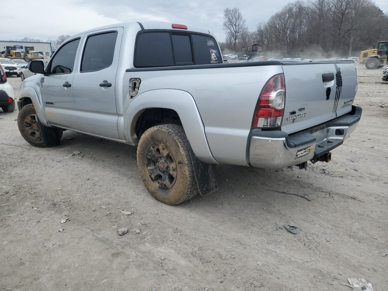 Photo 1 VIN: 3TMLU4ENXDM123658 - TOYOTA TACOMA 