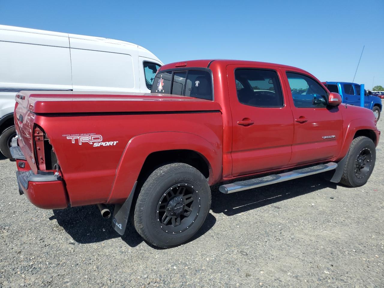 Photo 2 VIN: 3TMLU4ENXDM130710 - TOYOTA TACOMA 