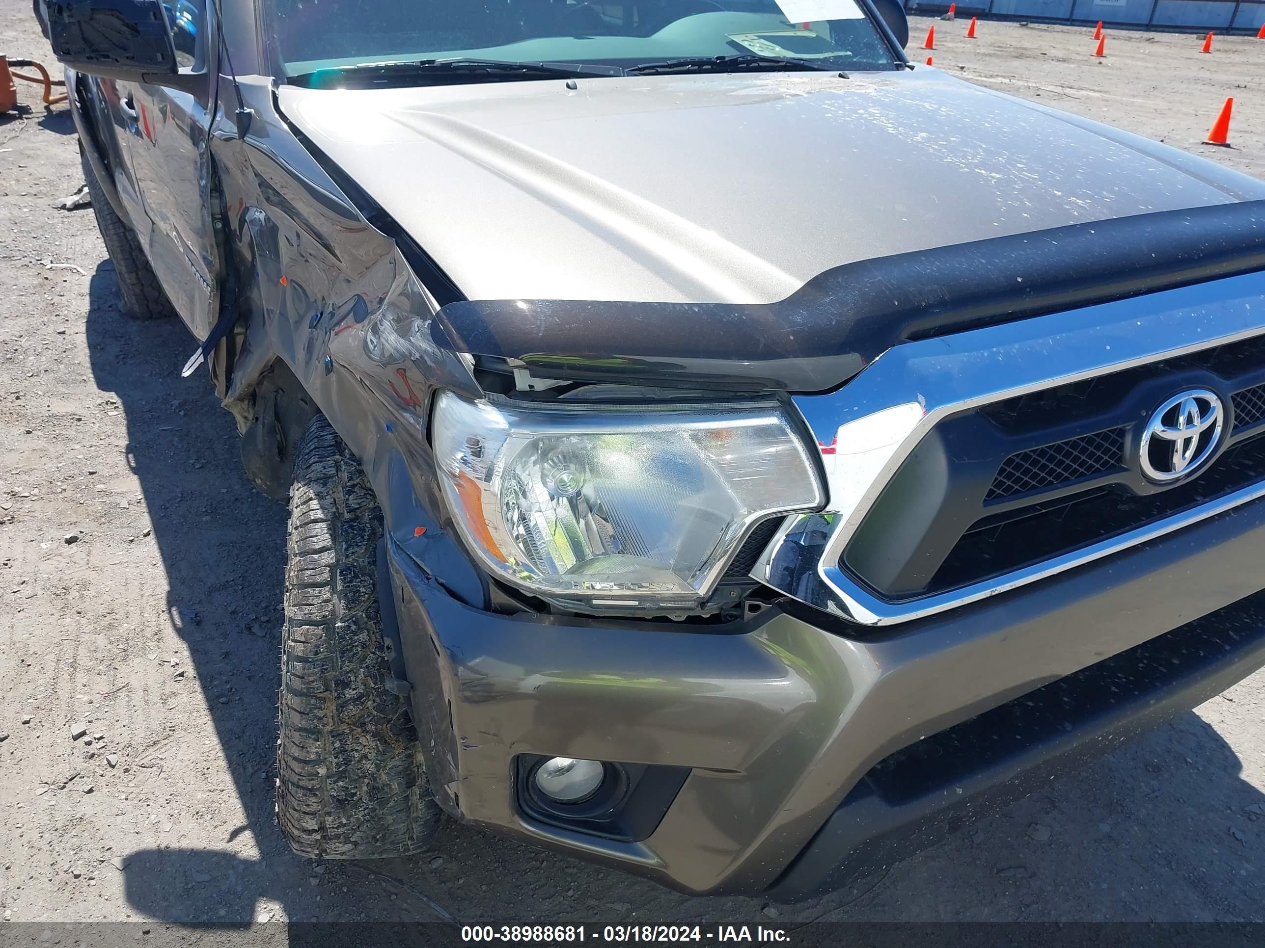 Photo 17 VIN: 3TMLU4ENXDM133199 - TOYOTA TACOMA 