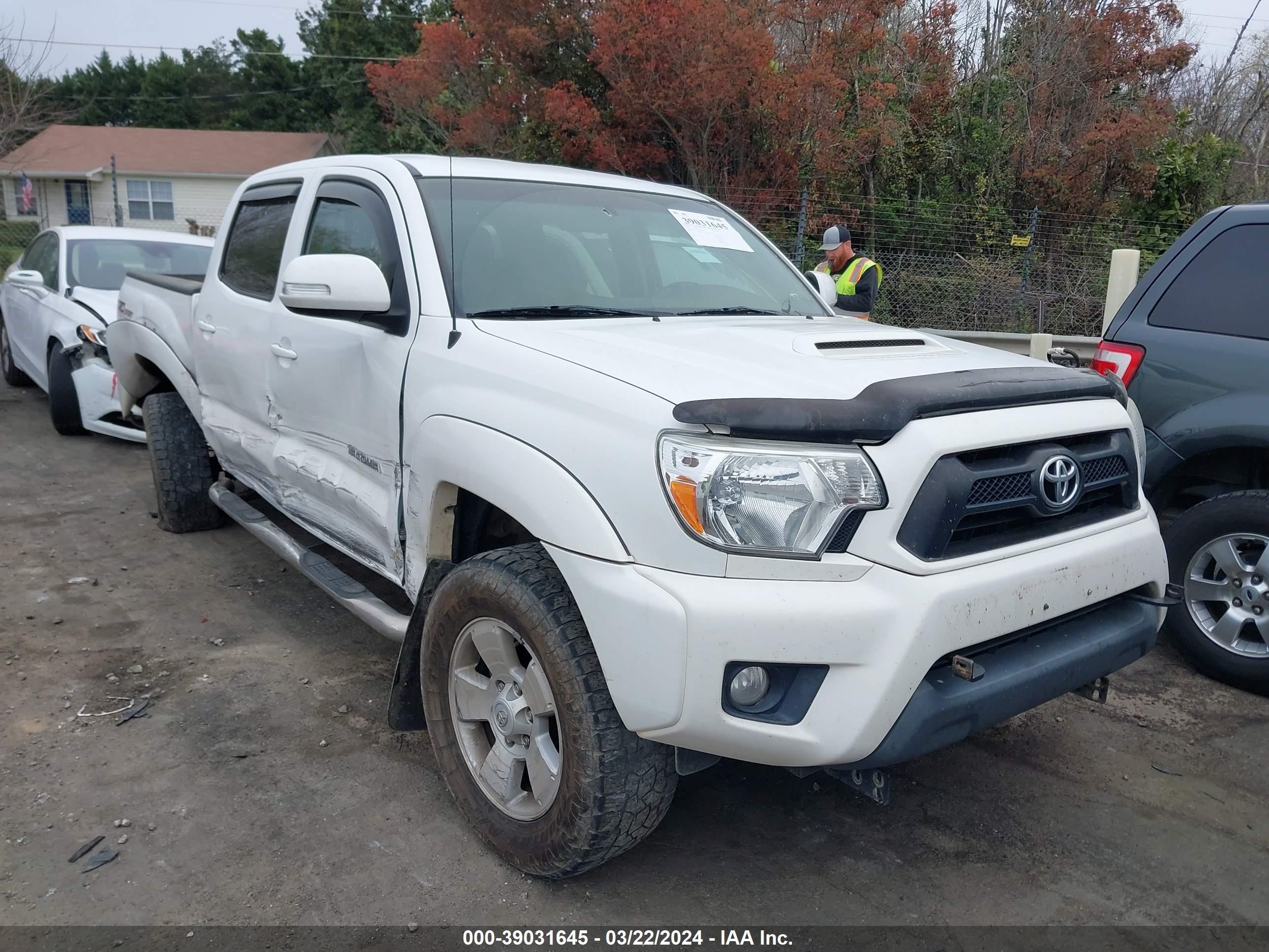 Photo 0 VIN: 3TMLU4ENXEM134662 - TOYOTA TACOMA 