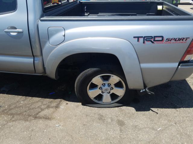 Photo 8 VIN: 3TMLU4ENXFM196323 - TOYOTA TACOMA DOU 