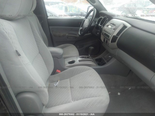 Photo 4 VIN: 3TMMU4FN0BM027960 - TOYOTA TACOMA 