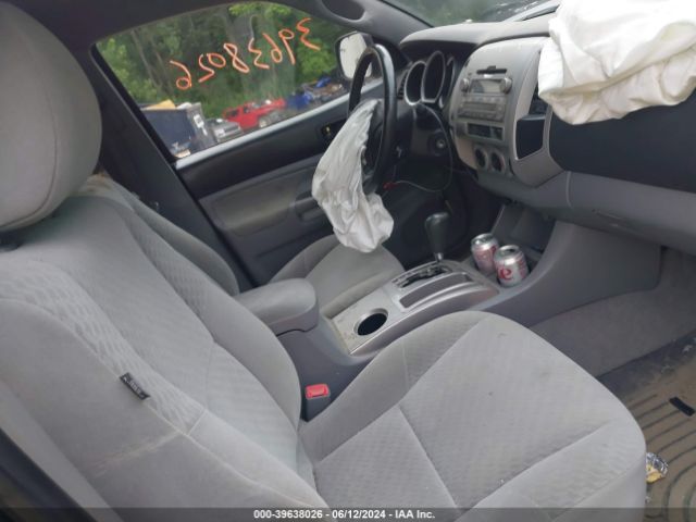 Photo 4 VIN: 3TMMU4FN1AM015895 - TOYOTA TACOMA 