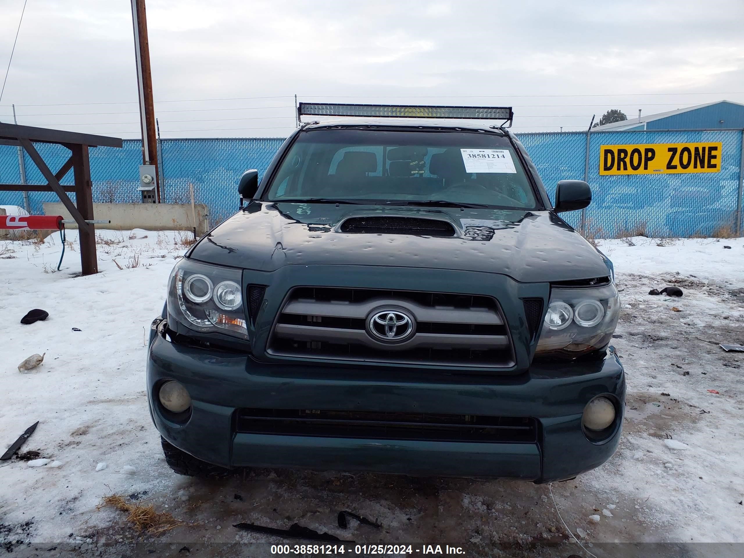 Photo 12 VIN: 3TMMU4FN1AM017825 - TOYOTA TACOMA 