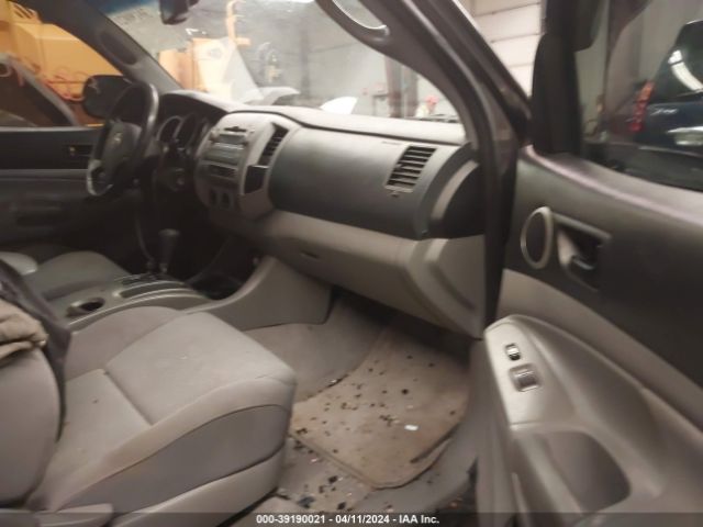 Photo 4 VIN: 3TMMU4FN4BM027167 - TOYOTA TACOMA 