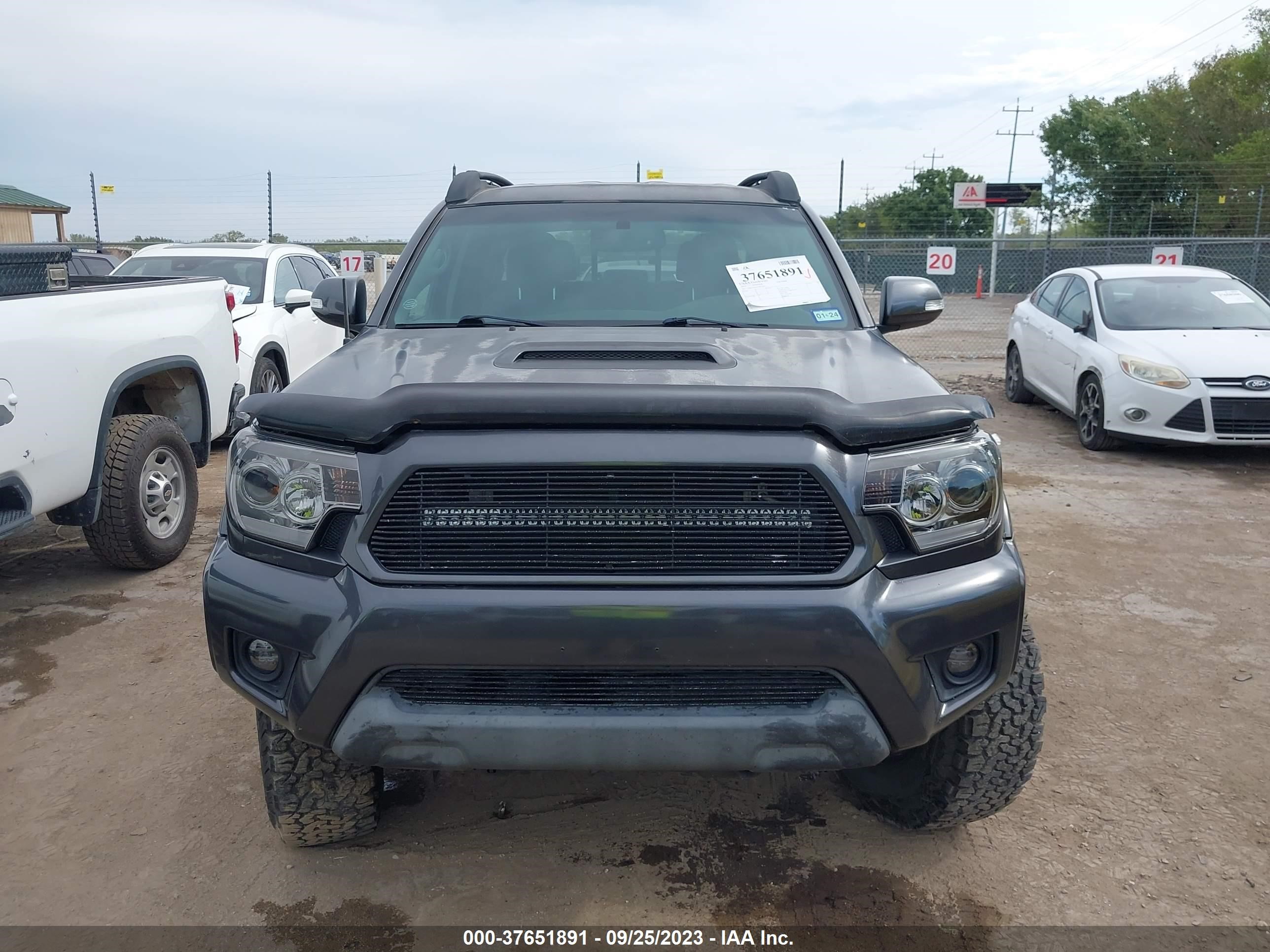 Photo 11 VIN: 3TMMU4FN5CM047817 - TOYOTA TACOMA 