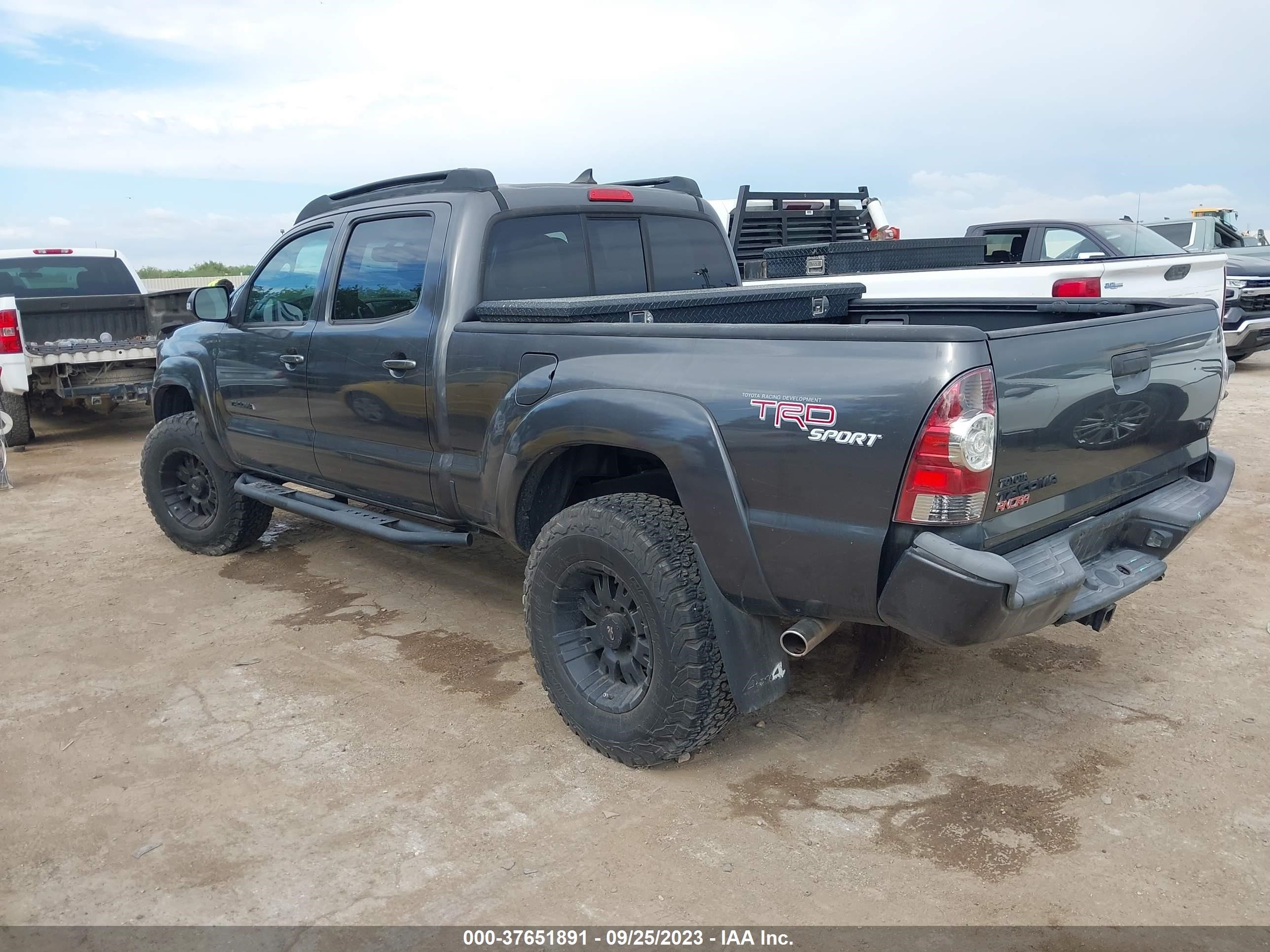 Photo 2 VIN: 3TMMU4FN5CM047817 - TOYOTA TACOMA 