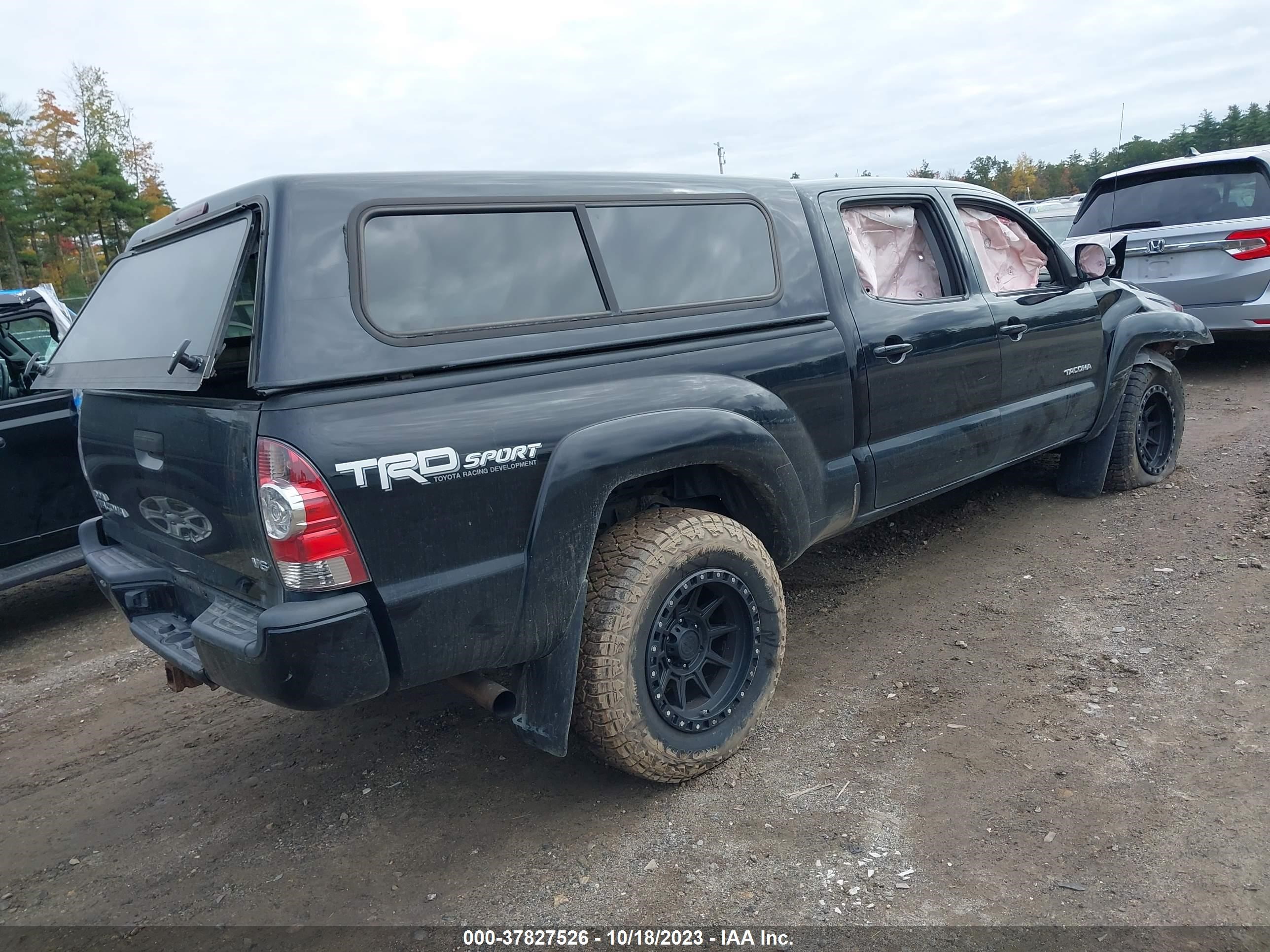 Photo 3 VIN: 3TMMU4FN6FM083052 - TOYOTA TACOMA 