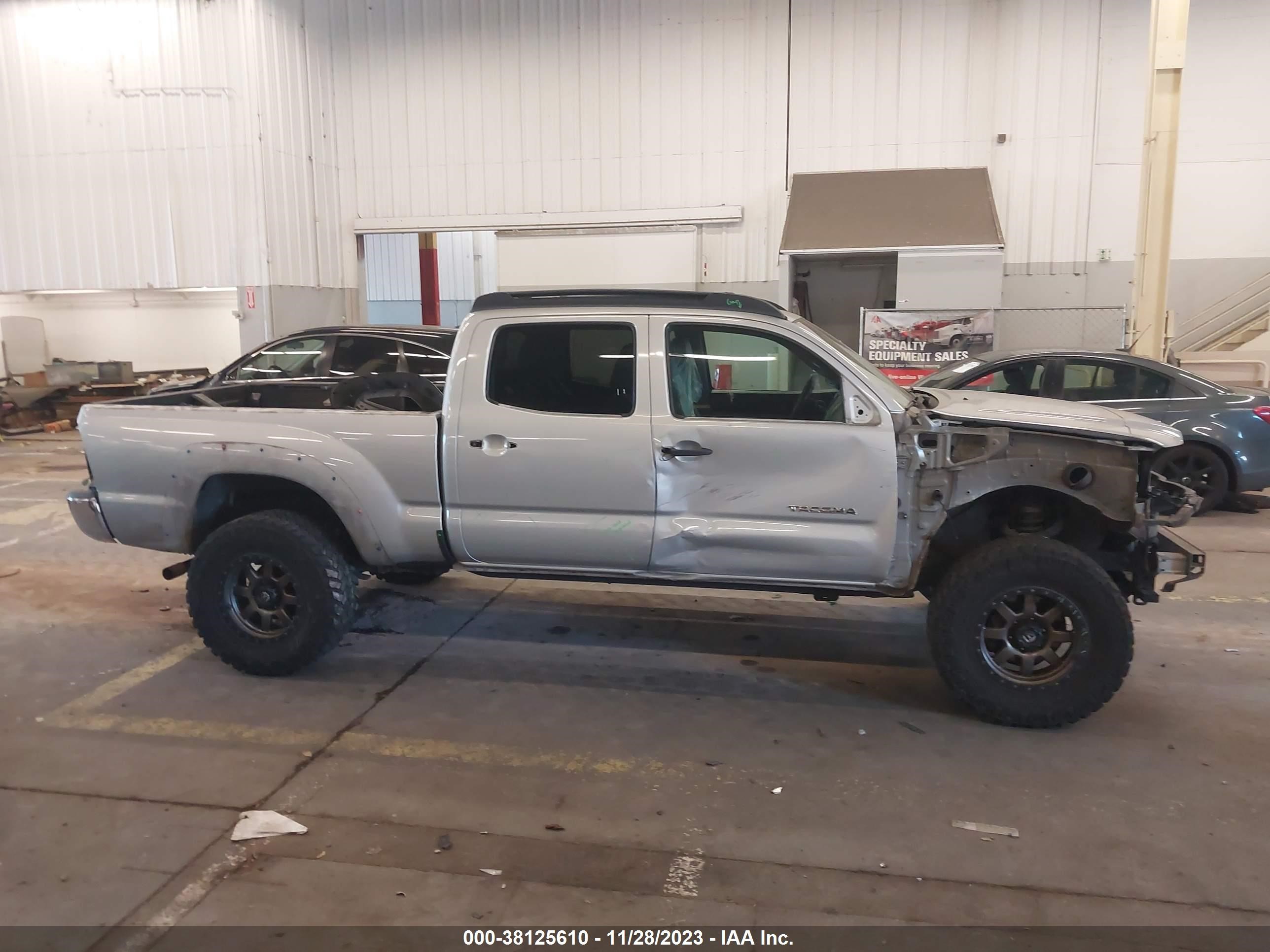 Photo 13 VIN: 3TMMU4FN9CM048033 - TOYOTA TACOMA 