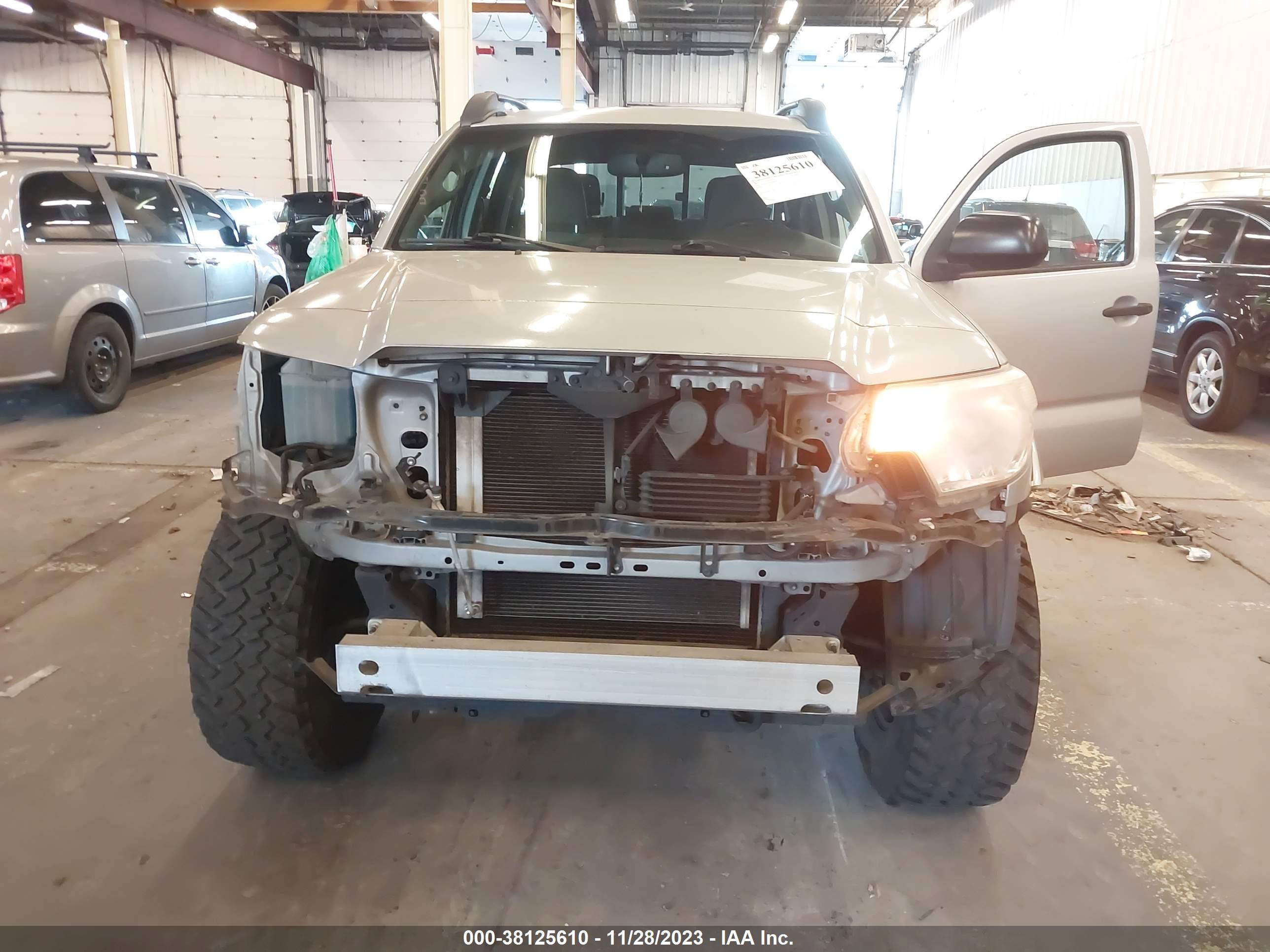 Photo 5 VIN: 3TMMU4FN9CM048033 - TOYOTA TACOMA 