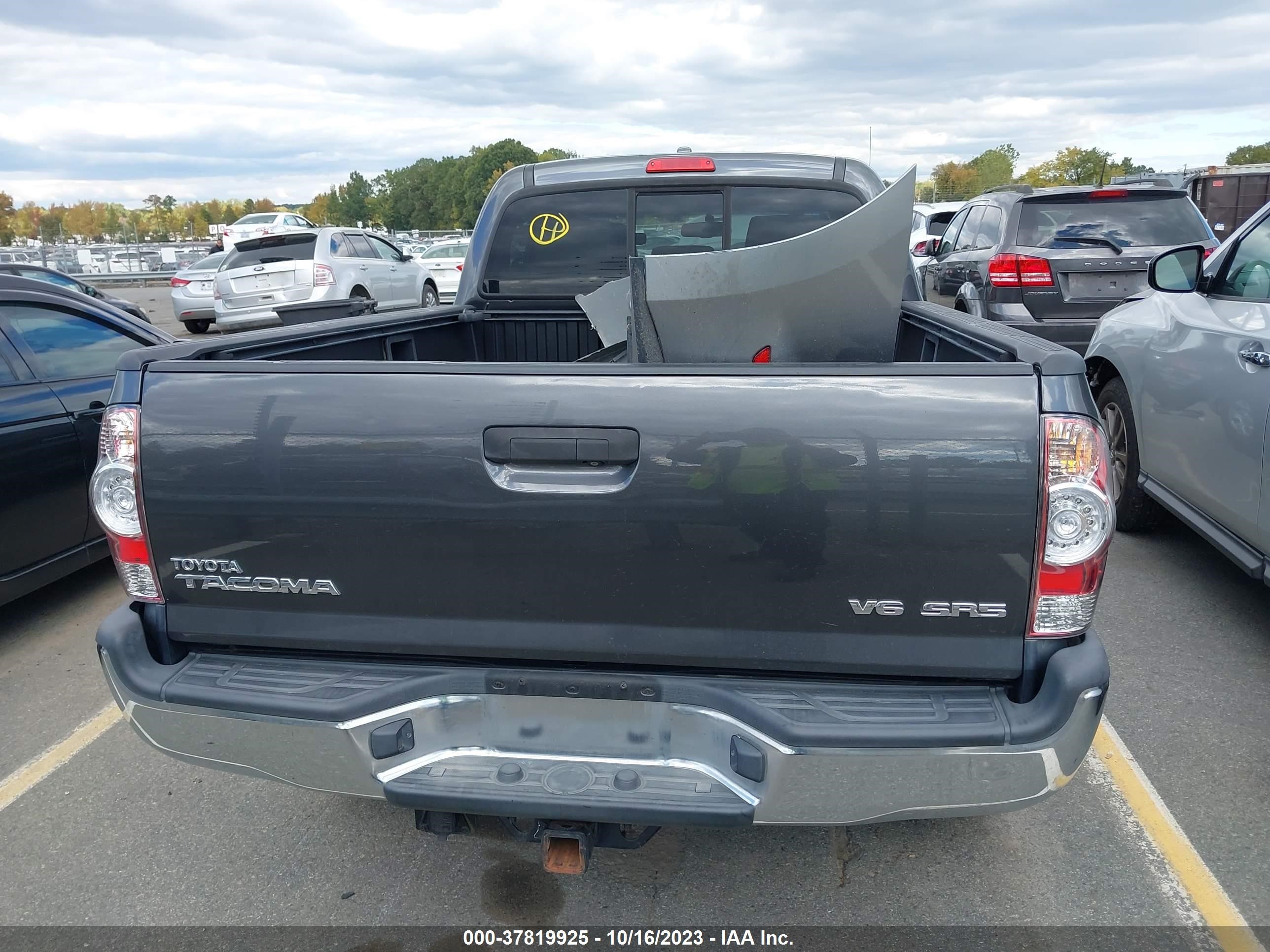 Photo 15 VIN: 3TMMU4FNXAM022313 - TOYOTA TACOMA 