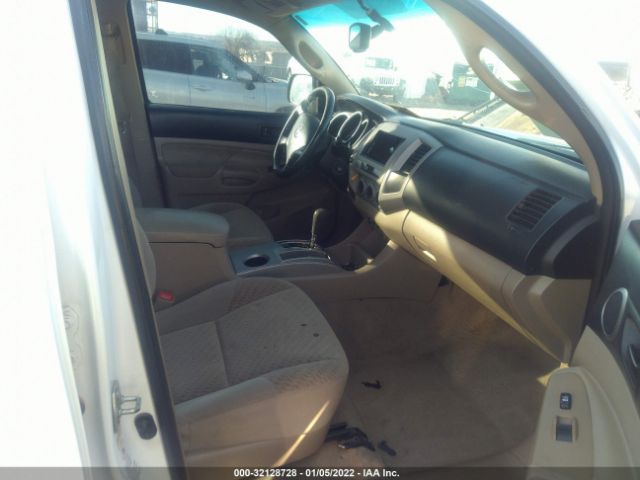 Photo 4 VIN: 3TMMU4FNXBM026072 - TOYOTA TACOMA 