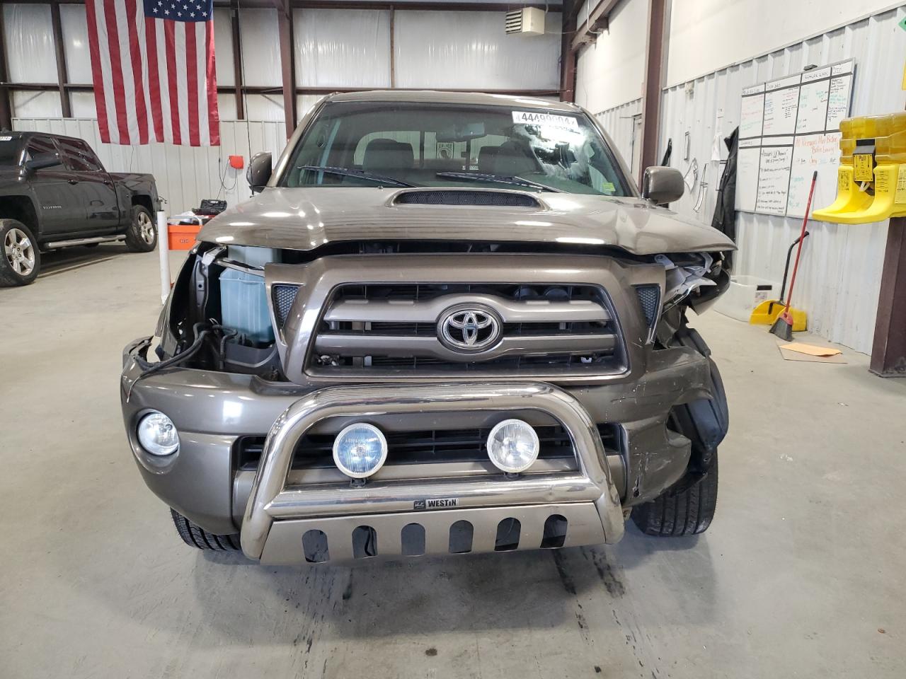 Photo 4 VIN: 3TMMU52N09M011053 - TOYOTA TACOMA 