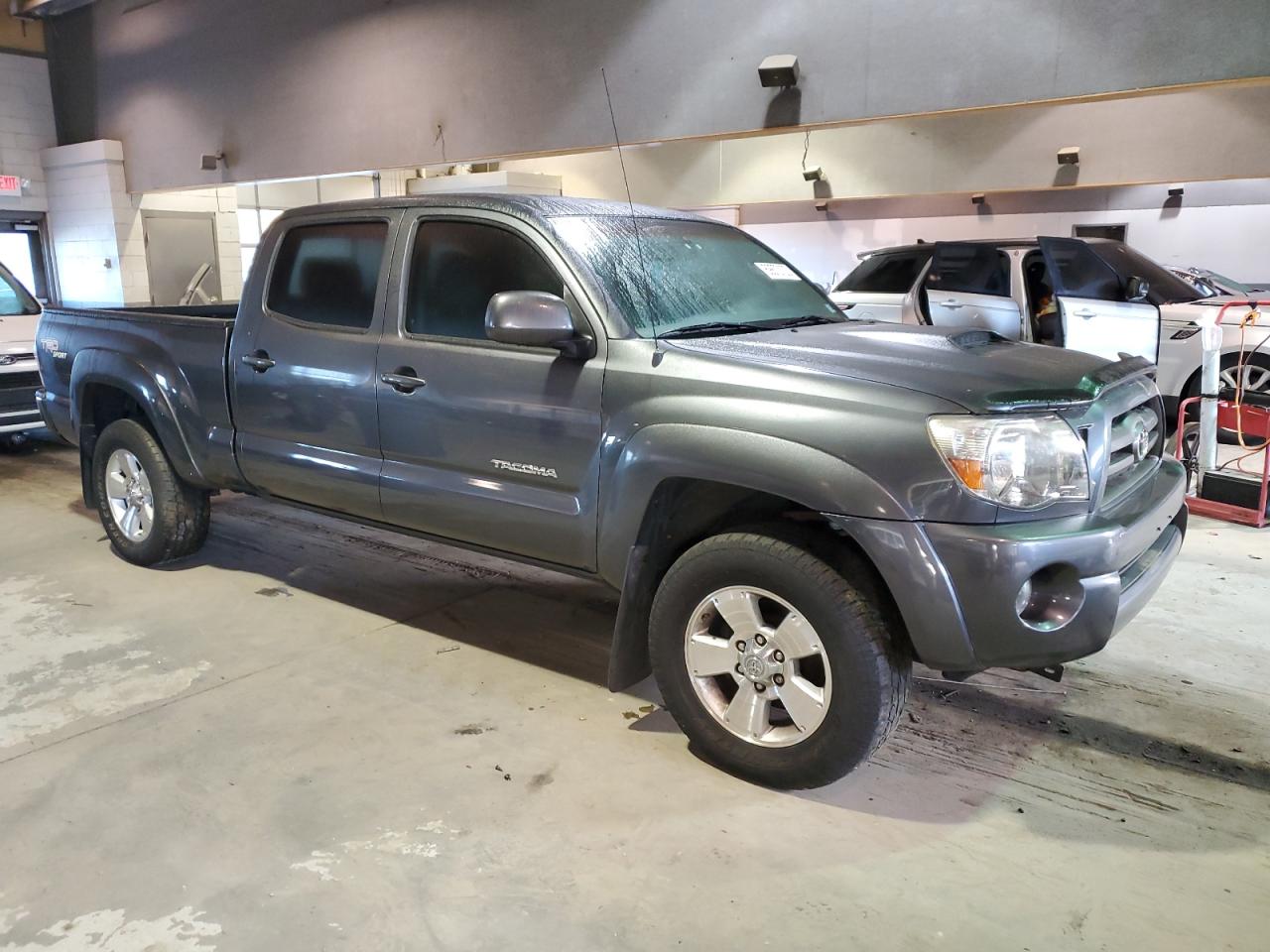 Photo 3 VIN: 3TMMU52N39M009569 - TOYOTA TACOMA 