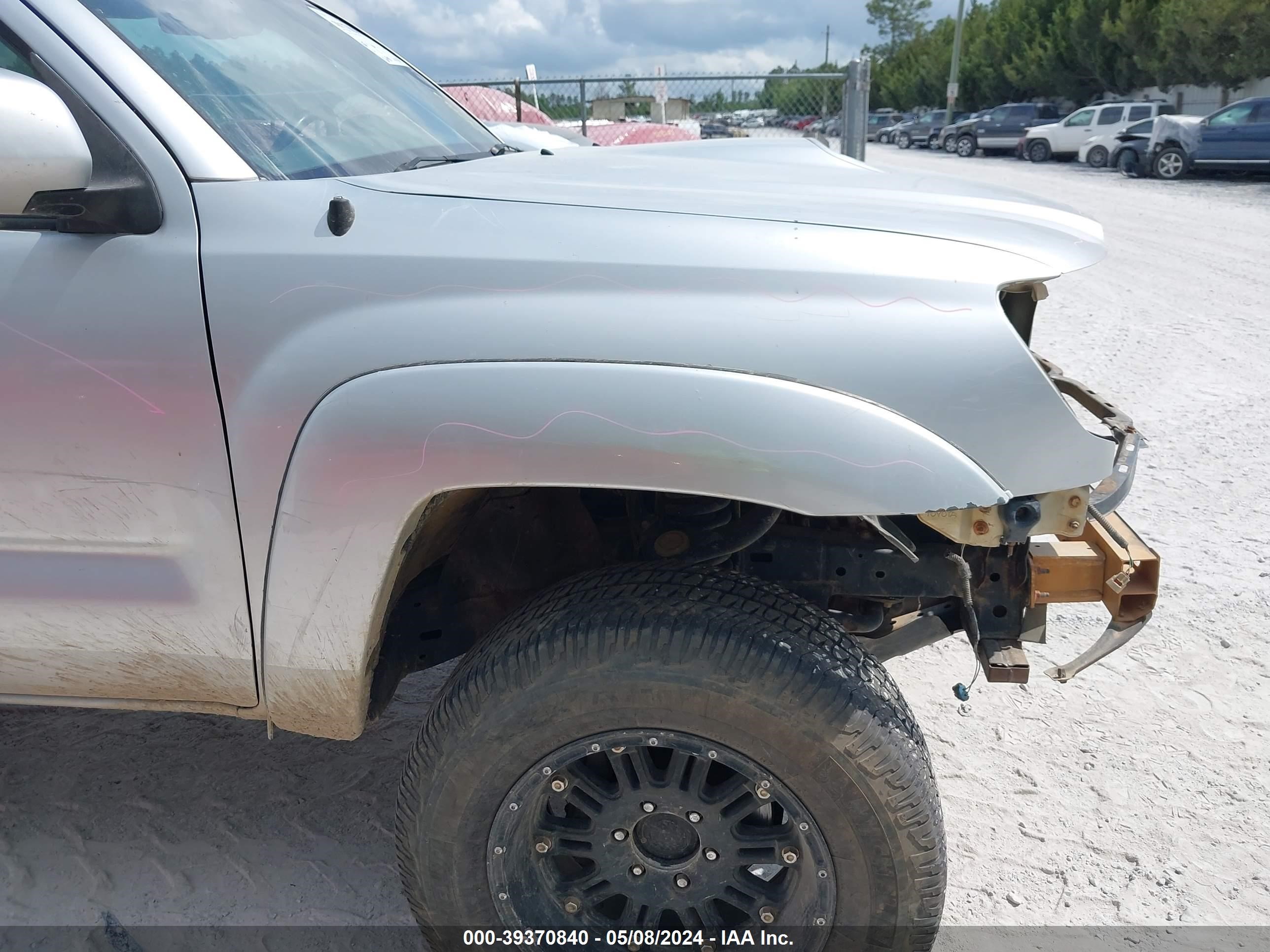 Photo 18 VIN: 3TMMU52N58M007143 - TOYOTA TACOMA 