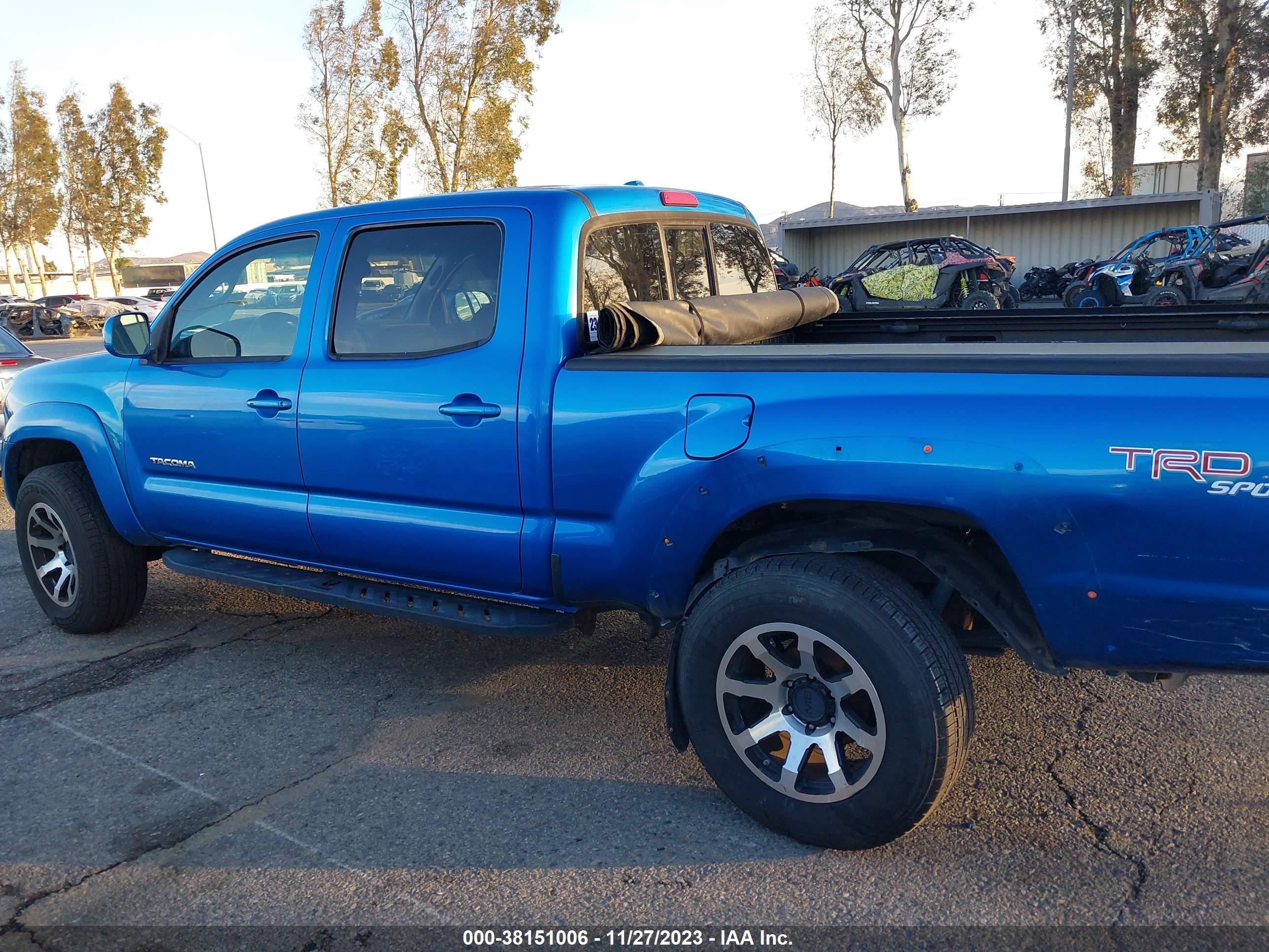 Photo 14 VIN: 3TMMU52N99M012427 - TOYOTA TACOMA 