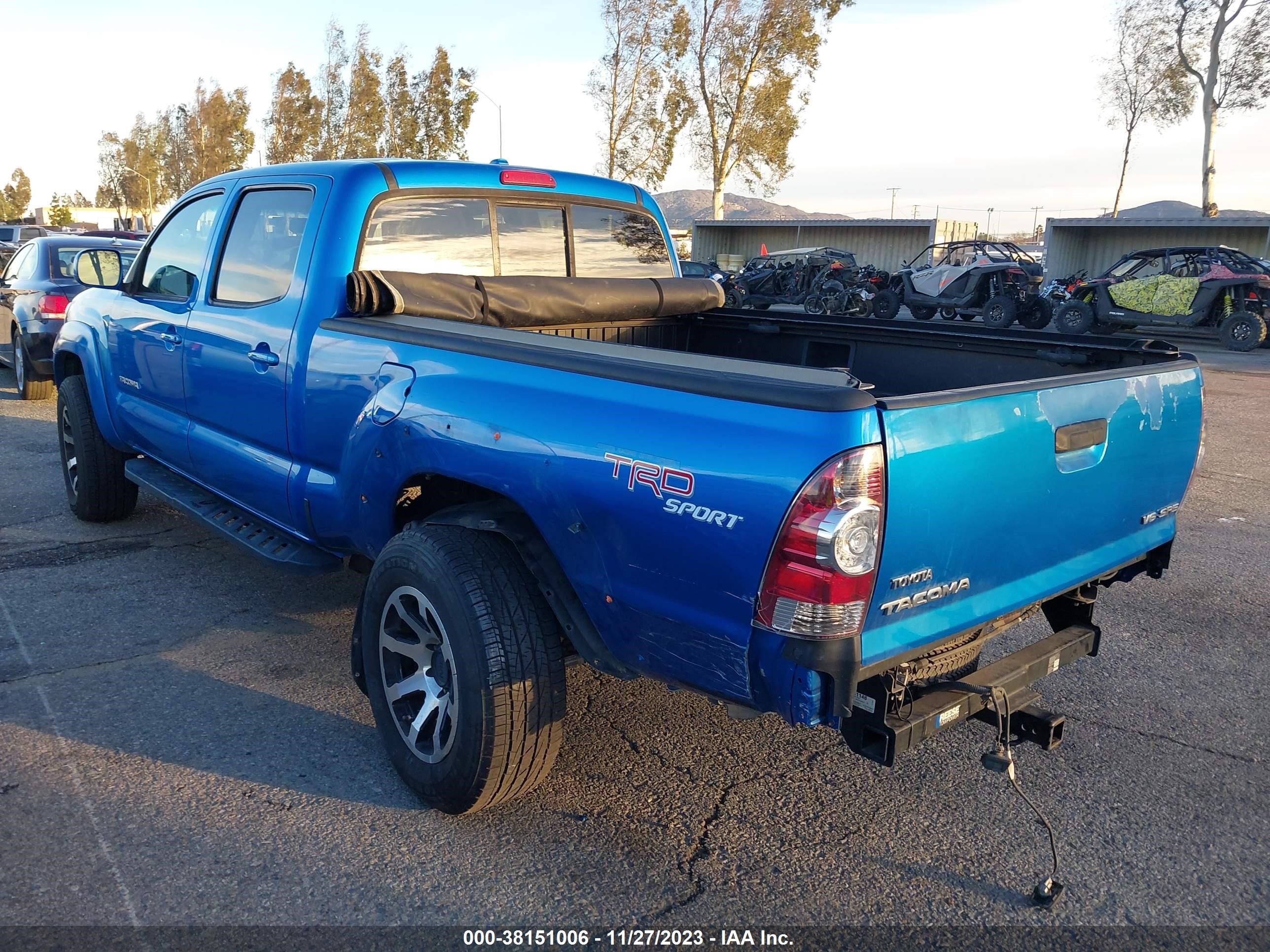 Photo 2 VIN: 3TMMU52N99M012427 - TOYOTA TACOMA 