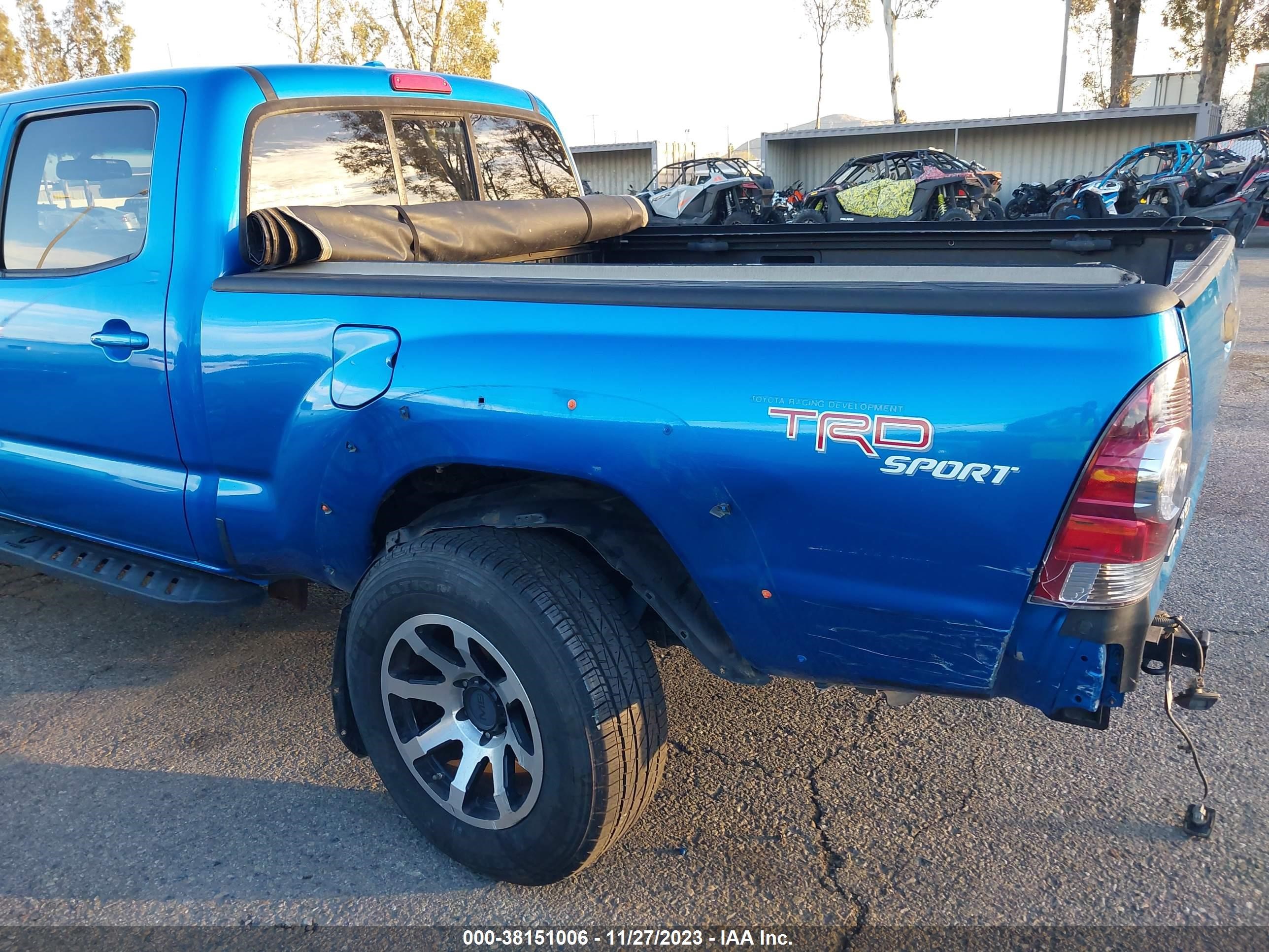 Photo 5 VIN: 3TMMU52N99M012427 - TOYOTA TACOMA 