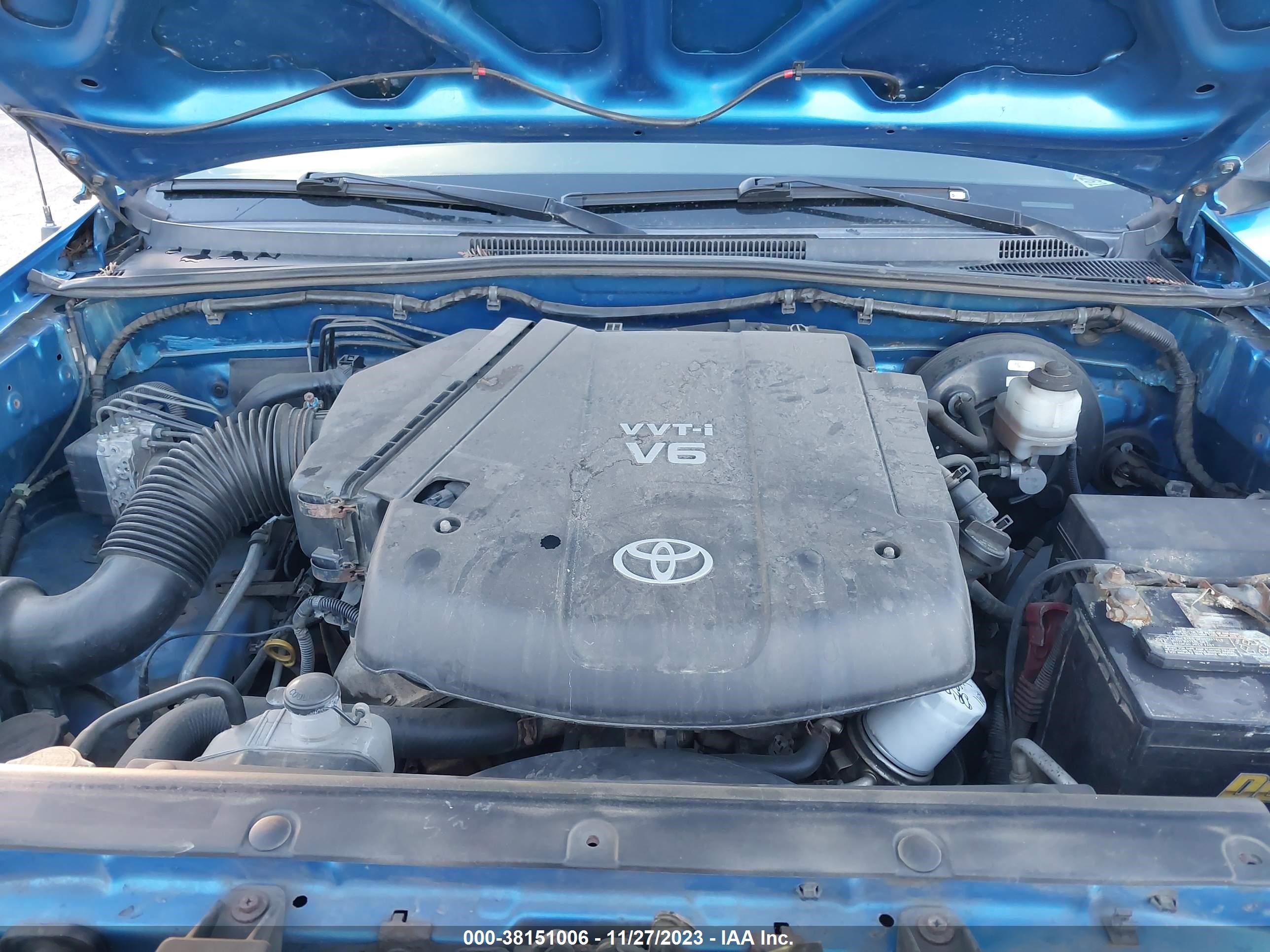 Photo 9 VIN: 3TMMU52N99M012427 - TOYOTA TACOMA 