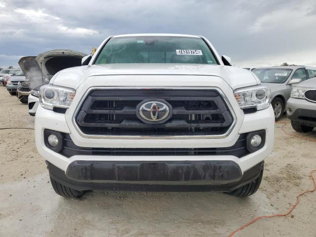 Photo 4 VIN: 3TYAX5GN0PT070298 - TOYOTA TACOMA DOU 