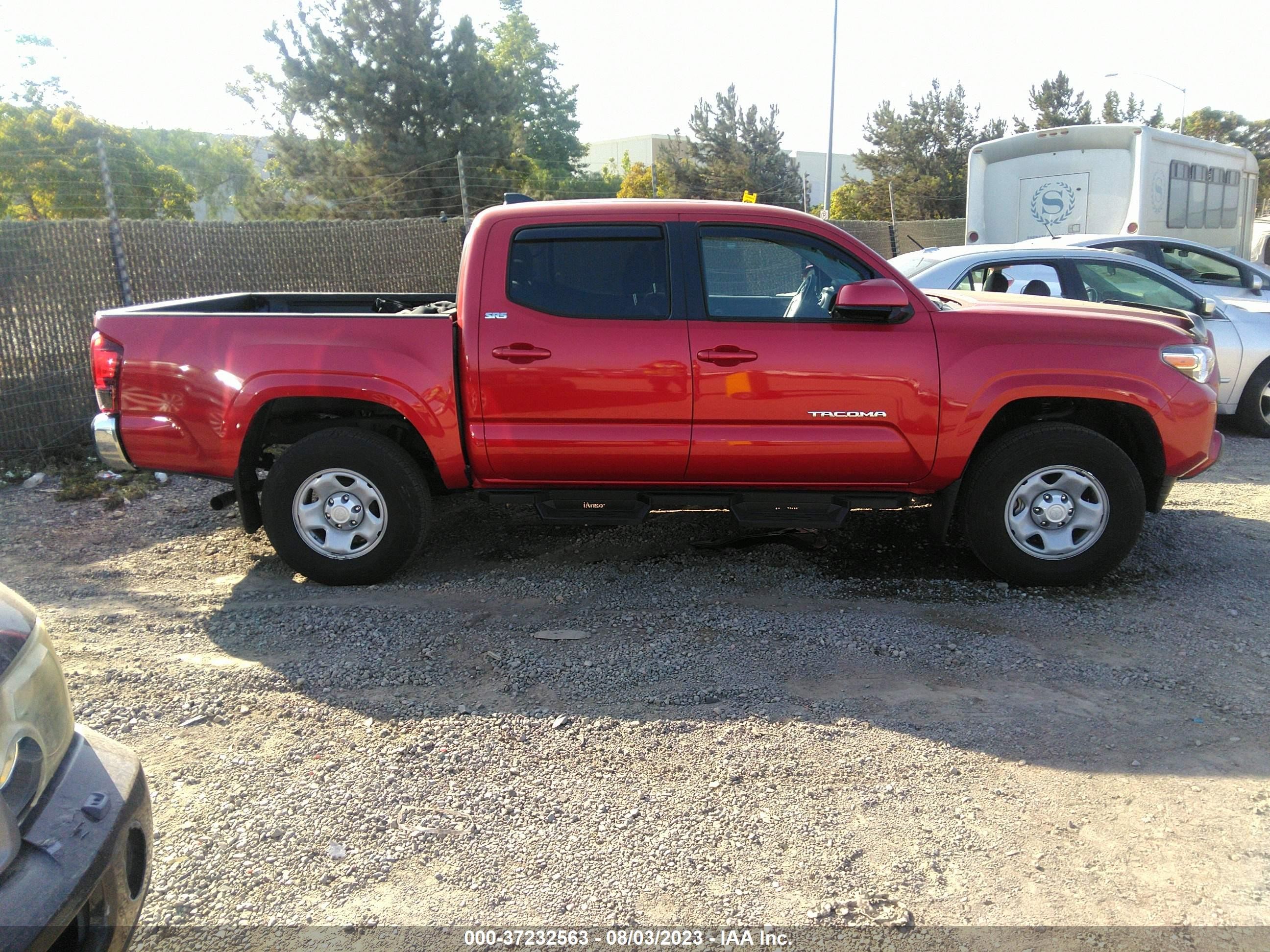 Photo 13 VIN: 3TYAX5GN2NT049353 - TOYOTA TACOMA 