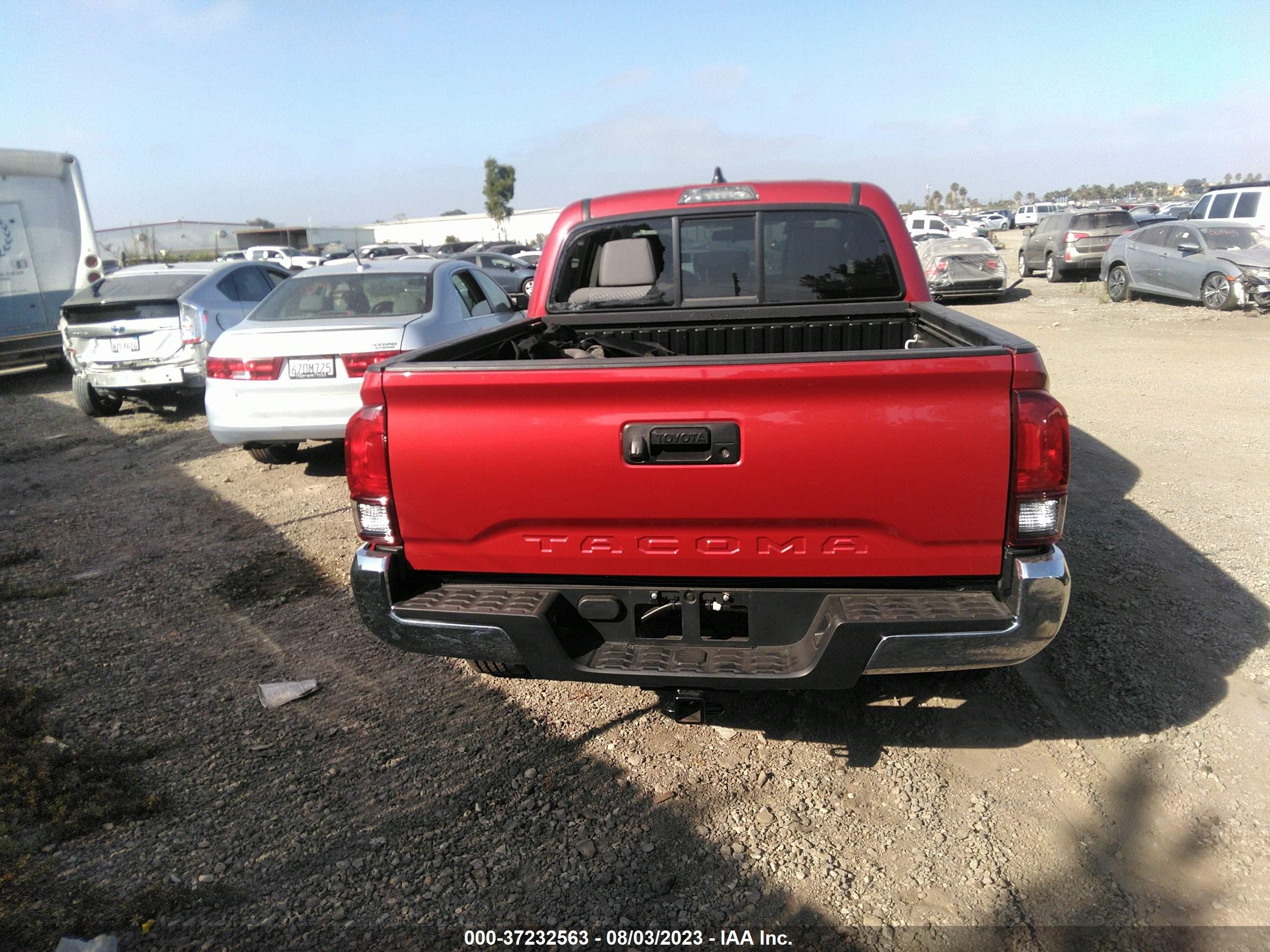 Photo 16 VIN: 3TYAX5GN2NT049353 - TOYOTA TACOMA 