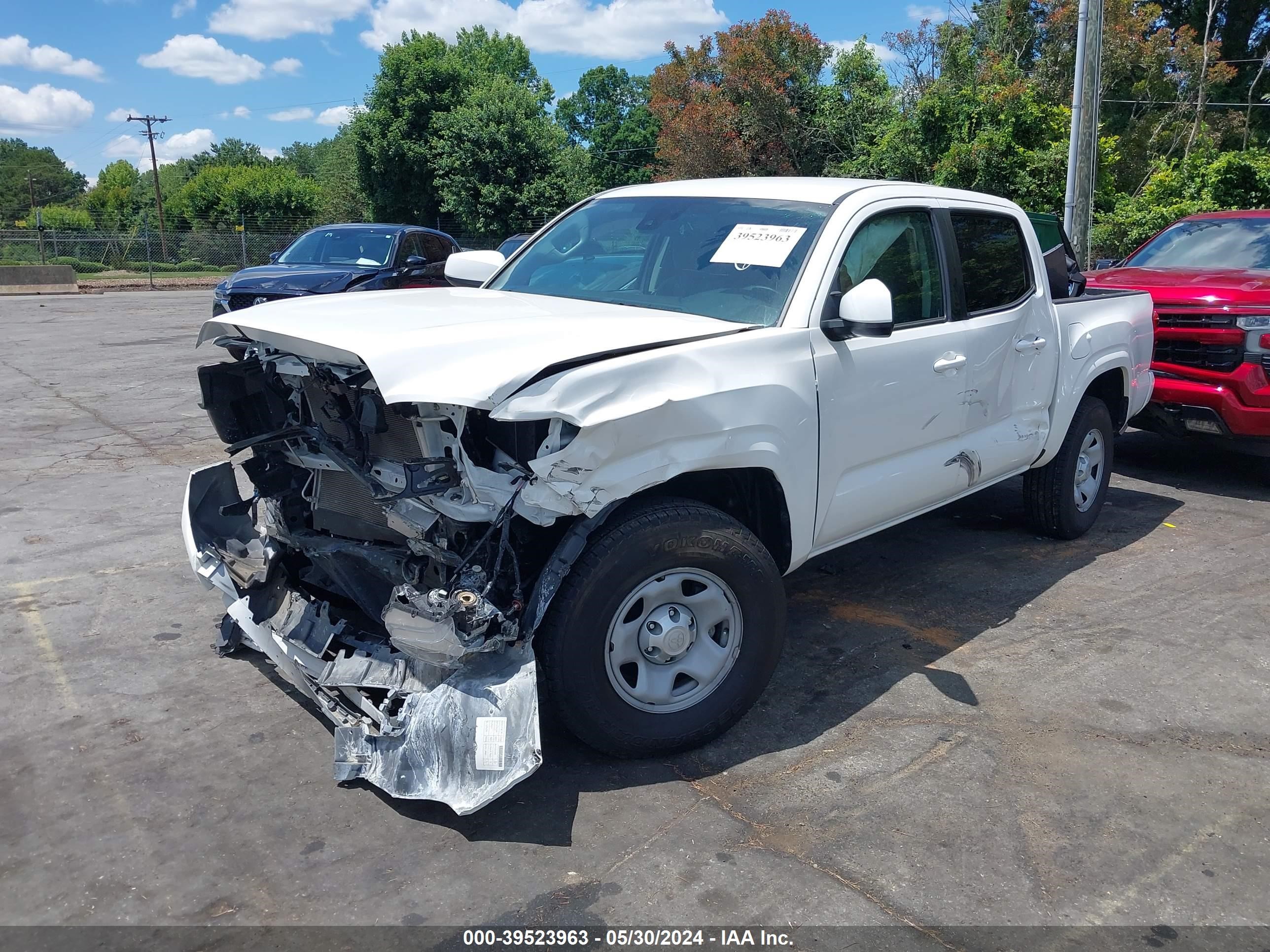 Photo 1 VIN: 3TYAX5GN7NT046402 - TOYOTA TACOMA 