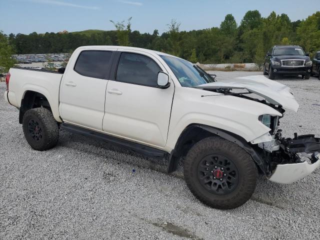 Photo 3 VIN: 3TYAX5GN8PT081582 - TOYOTA TACOMA DOU 