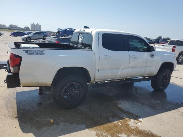 Photo 2 VIN: 3TYAX5GN9NT049981 - TOYOTA TACOMA DOU 