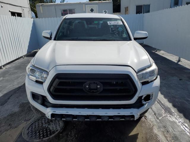 Photo 4 VIN: 3TYAX5GNXMT030922 - TOYOTA TACOMA DOU 