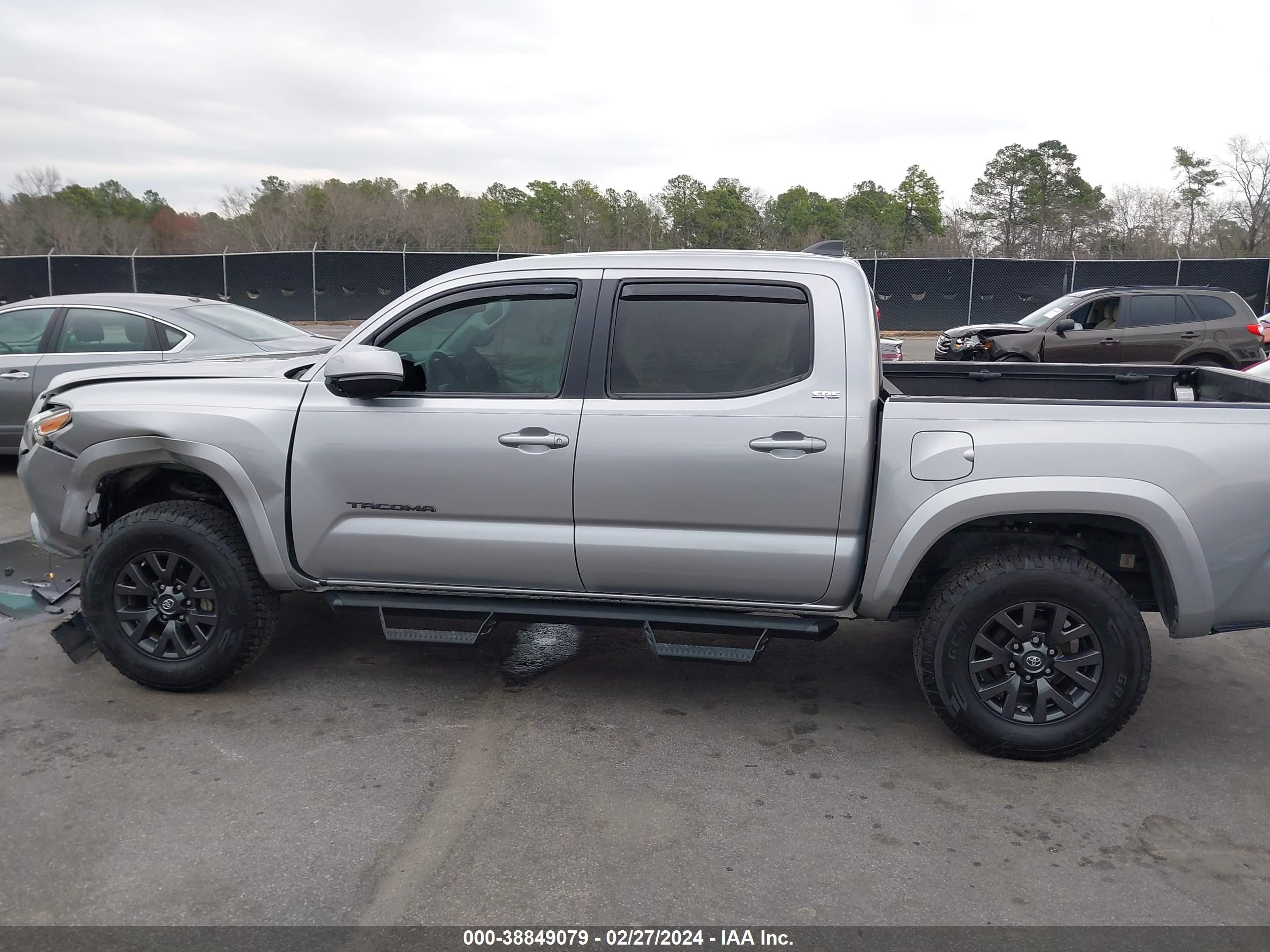 Photo 13 VIN: 3TYAZ5CN0MT003602 - TOYOTA TACOMA 