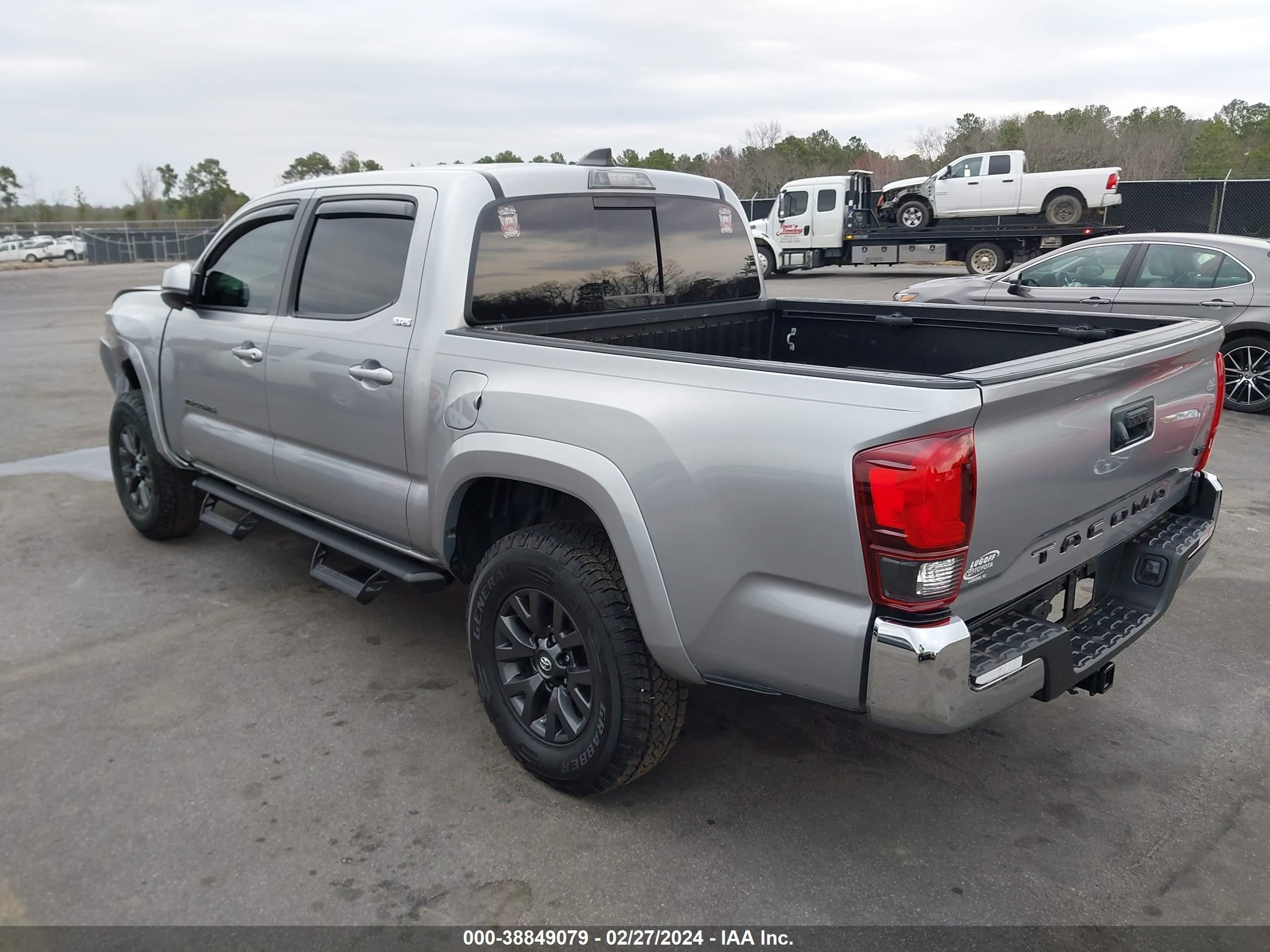 Photo 2 VIN: 3TYAZ5CN0MT003602 - TOYOTA TACOMA 