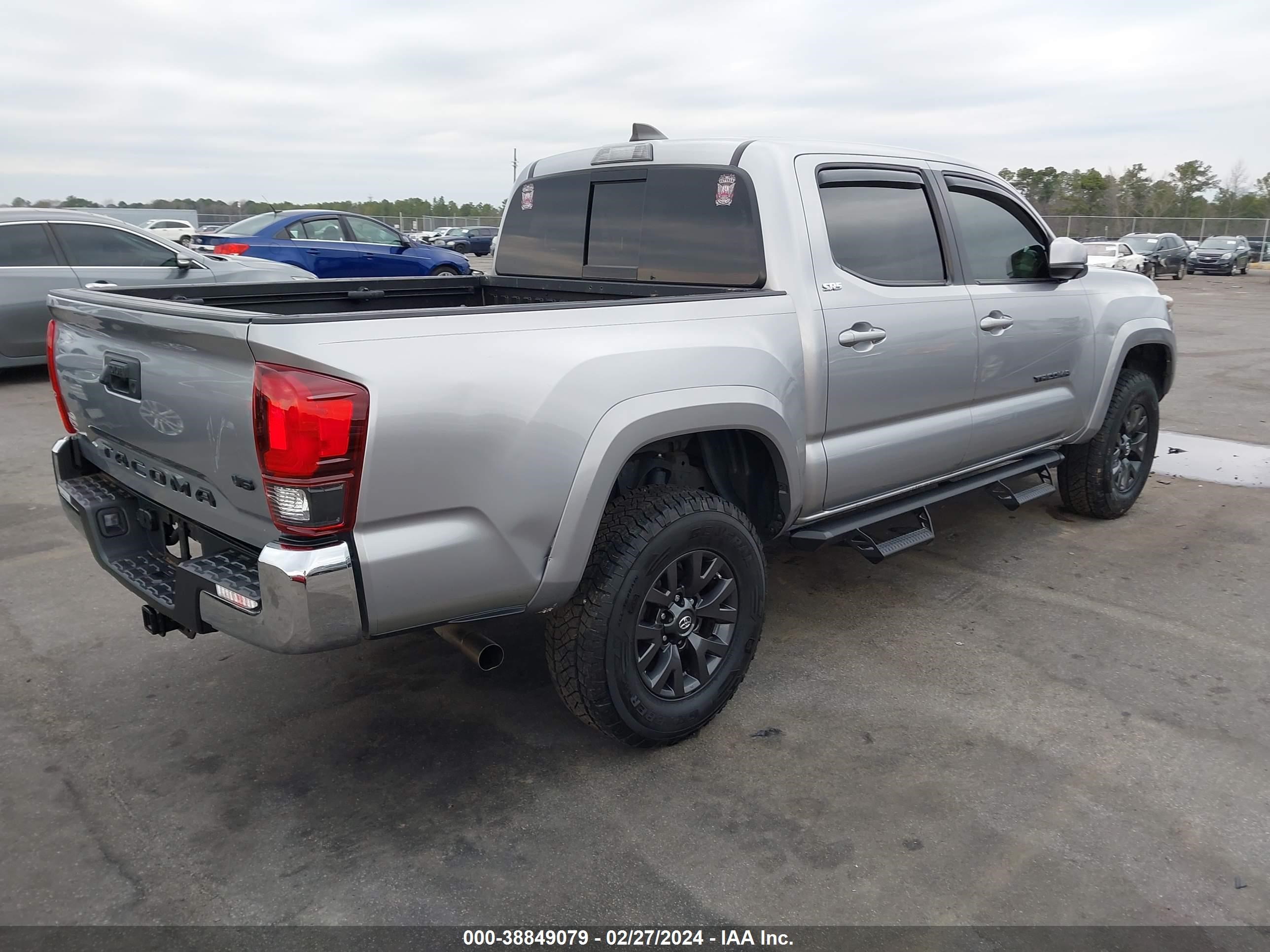 Photo 3 VIN: 3TYAZ5CN0MT003602 - TOYOTA TACOMA 