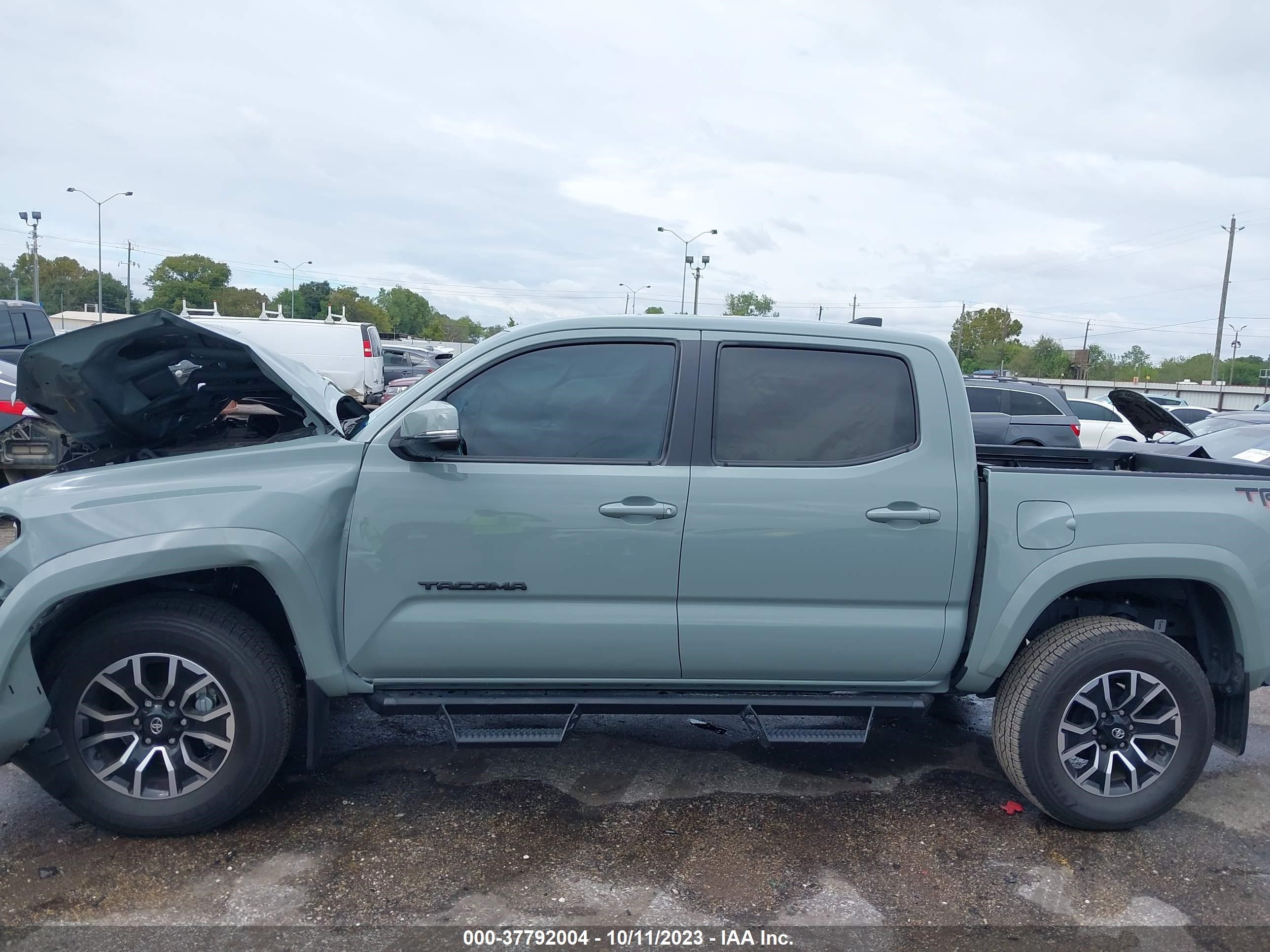 Photo 13 VIN: 3TYAZ5CN2PT029185 - TOYOTA TACOMA 