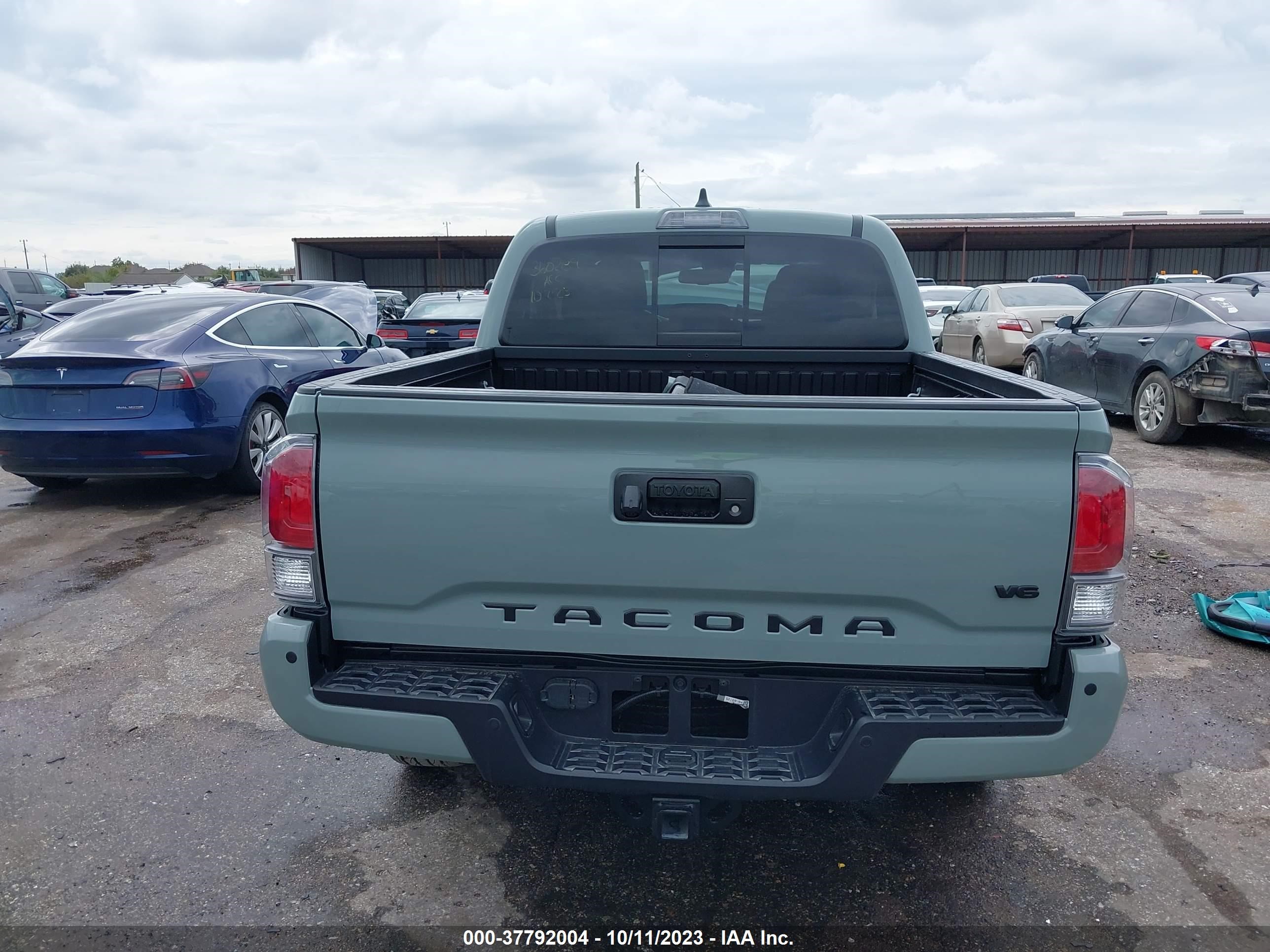 Photo 15 VIN: 3TYAZ5CN2PT029185 - TOYOTA TACOMA 