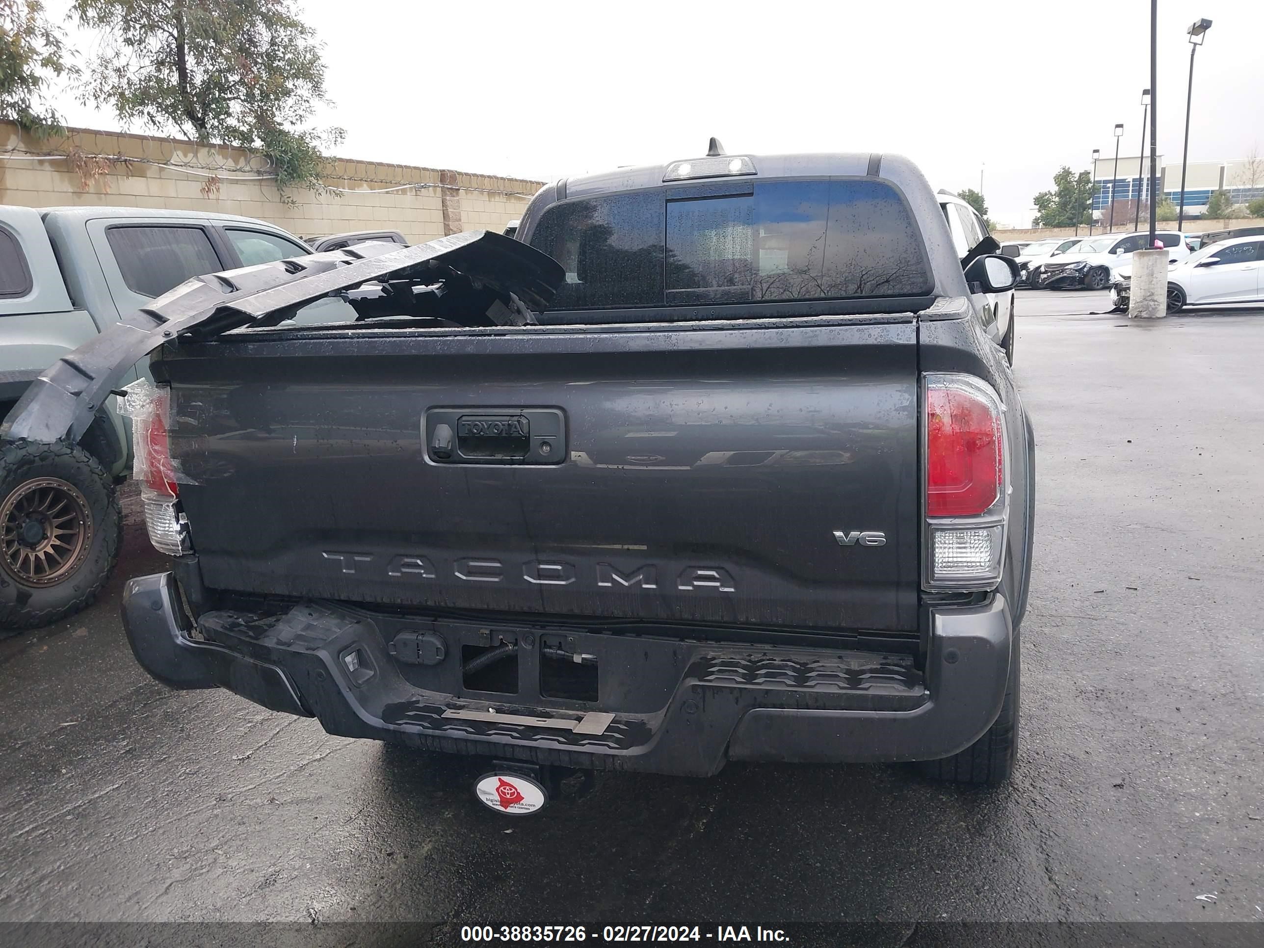 Photo 16 VIN: 3TYAZ5CN9NT020240 - TOYOTA TACOMA 