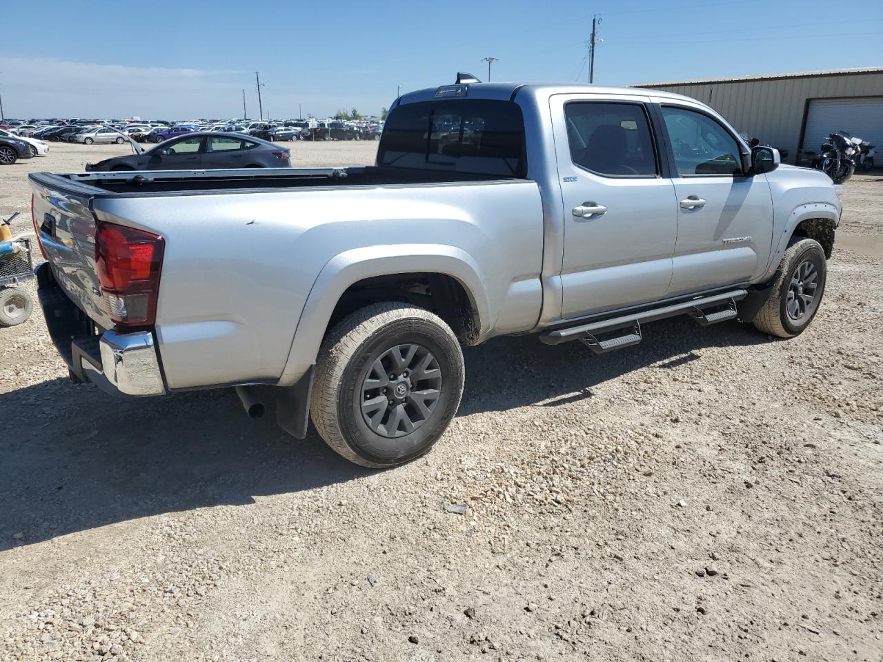 Photo 2 VIN: 3TYBZ5DNXPT002528 - TOYOTA TACOMA 