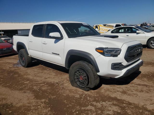 Photo 3 VIN: 3TYCZ5AN0NT063649 - TOYOTA TACOMA 