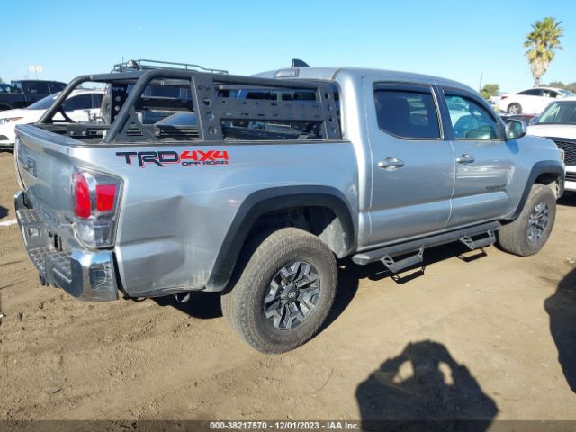 Photo 3 VIN: 3TYCZ5AN2NT077598 - TOYOTA TACOMA 4WD 