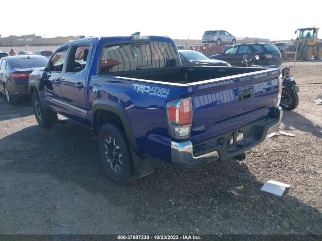 Photo 2 VIN: 3TYCZ5AN3NT065637 - TOYOTA TACOMA 4WD 