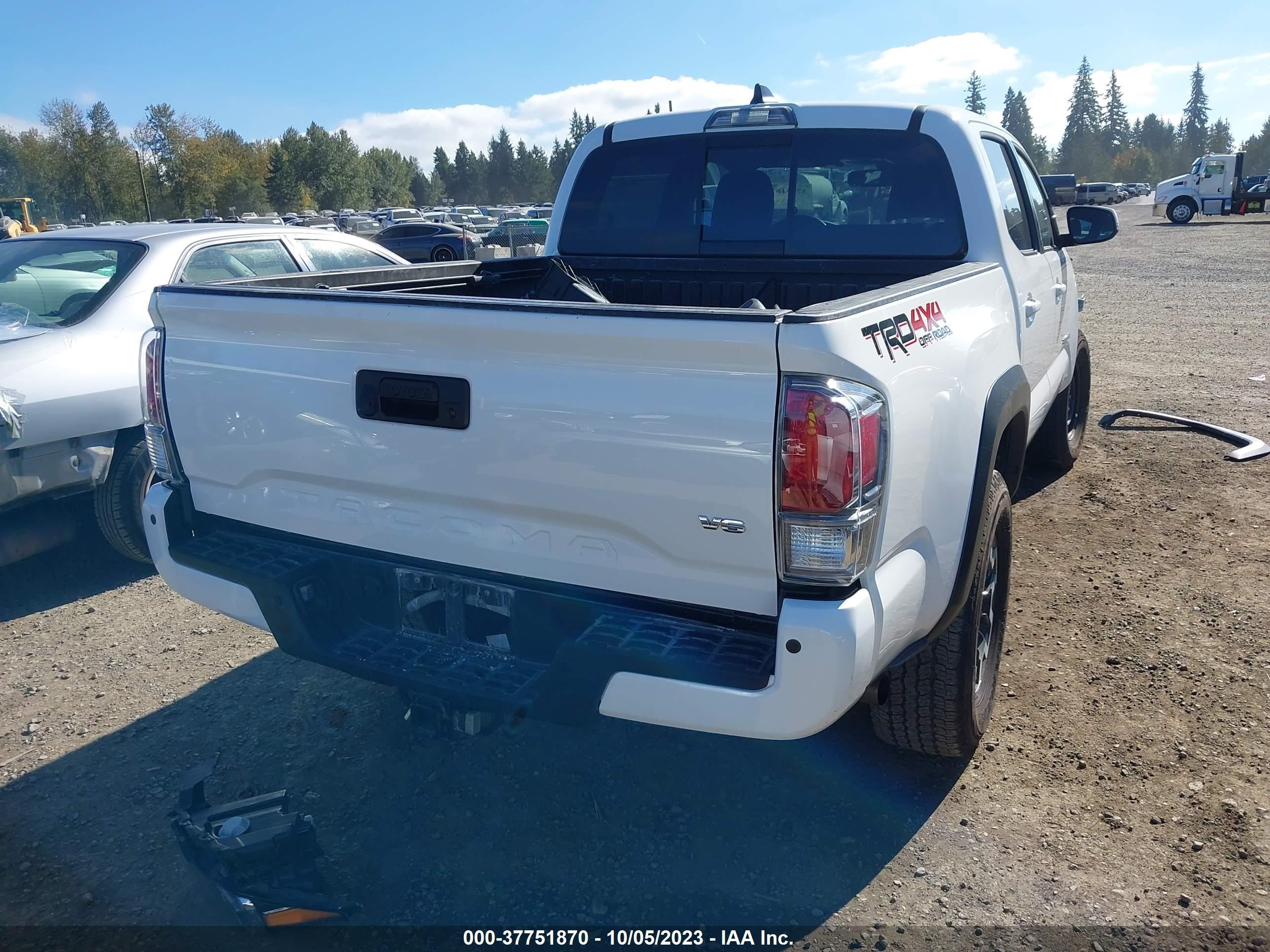 Photo 3 VIN: 3TYCZ5AN4MT052099 - TOYOTA TACOMA 