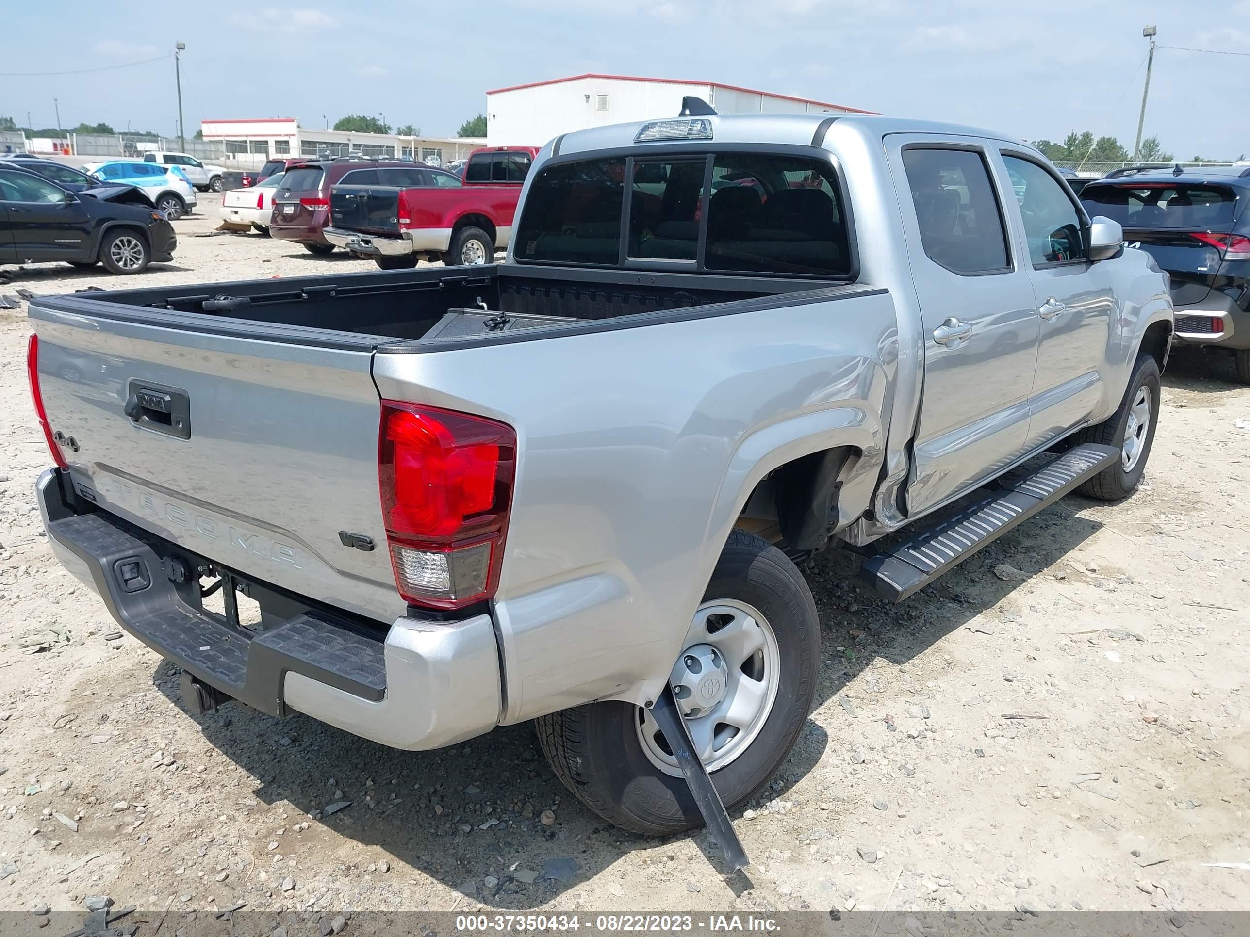 Photo 3 VIN: 3TYCZ5AN5PT112914 - TOYOTA TACOMA 